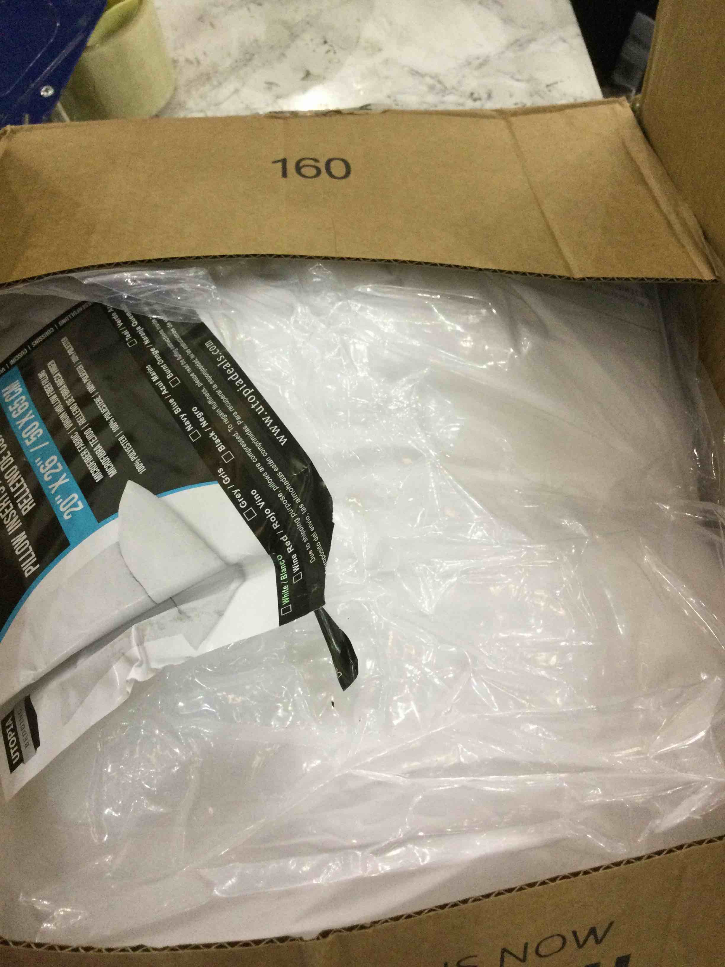https://s3.amazonaws.com/lotting-images-prod/BargainHunt/EXS01286747_1712682322263.jpeg