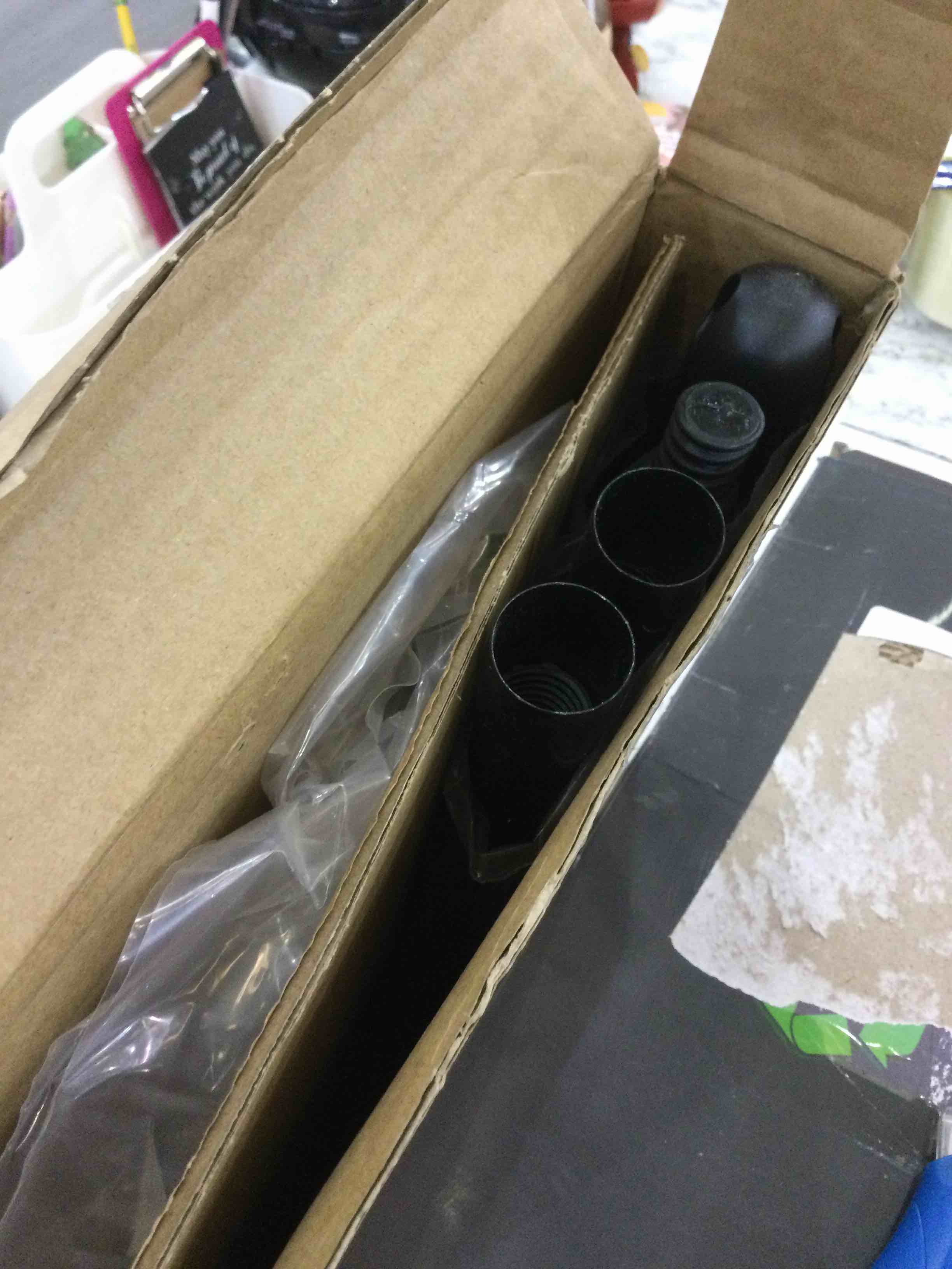 https://s3.amazonaws.com/lotting-images-prod/BargainHunt/EXS01286989_1712764496248.jpeg