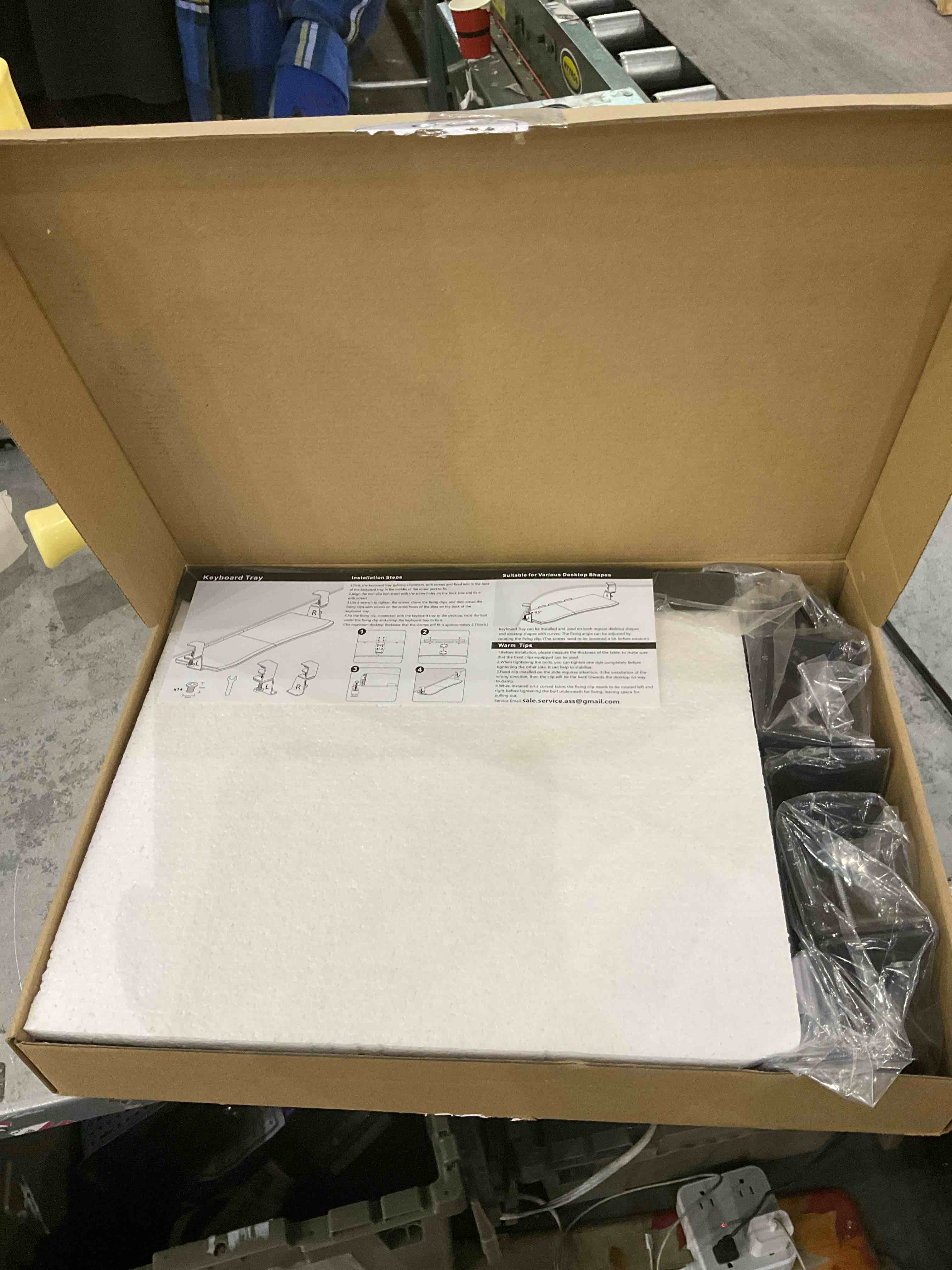 https://s3.amazonaws.com/lotting-images-prod/BargainHunt/EXS01287006_1712060519634.jpeg
