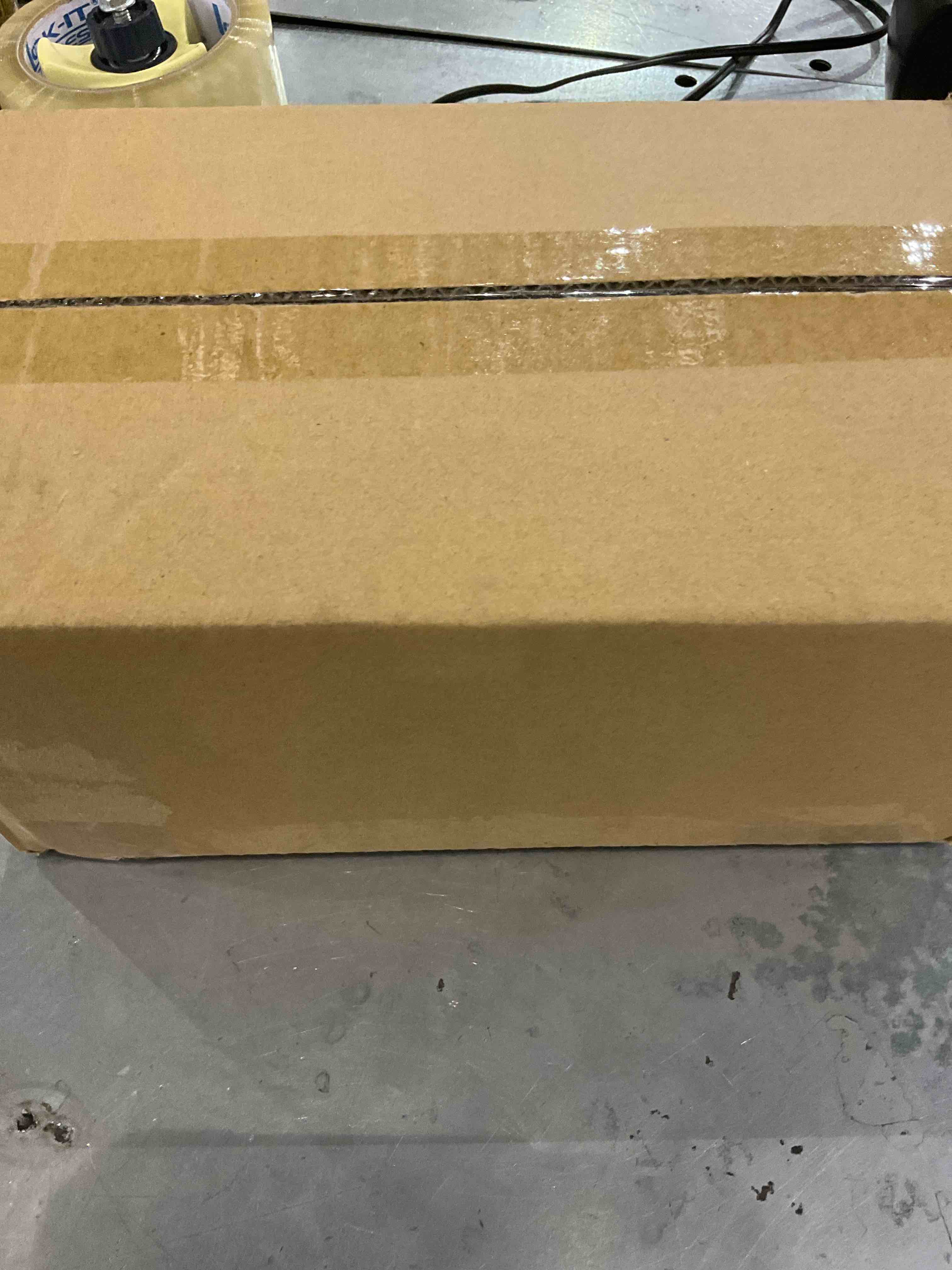 https://s3.amazonaws.com/lotting-images-prod/BargainHunt/EXS01287064_1712146096657.jpeg