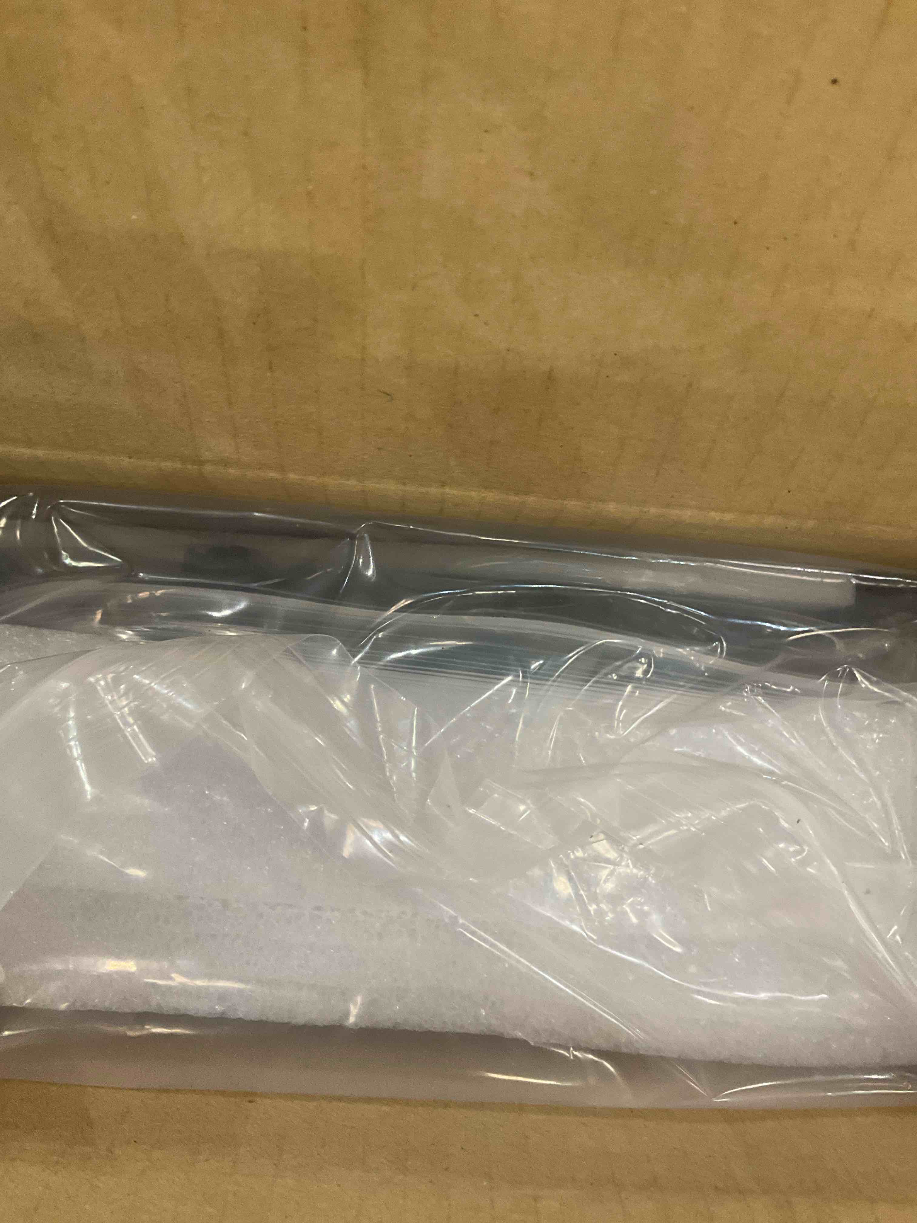 https://s3.amazonaws.com/lotting-images-prod/BargainHunt/EXS01287085_1712153075998.jpeg