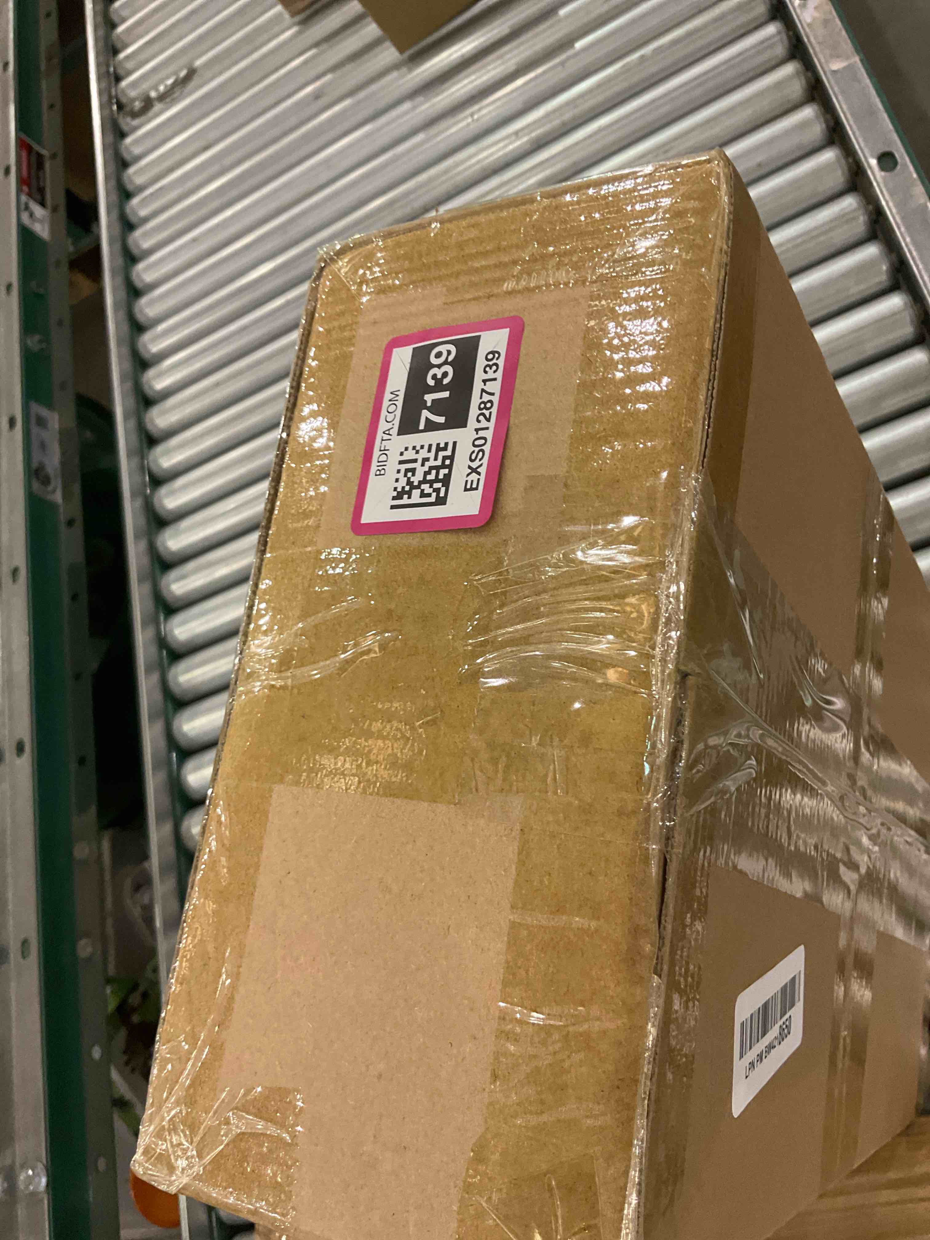 https://s3.amazonaws.com/lotting-images-prod/BargainHunt/EXS01287139_1713962344867.jpeg