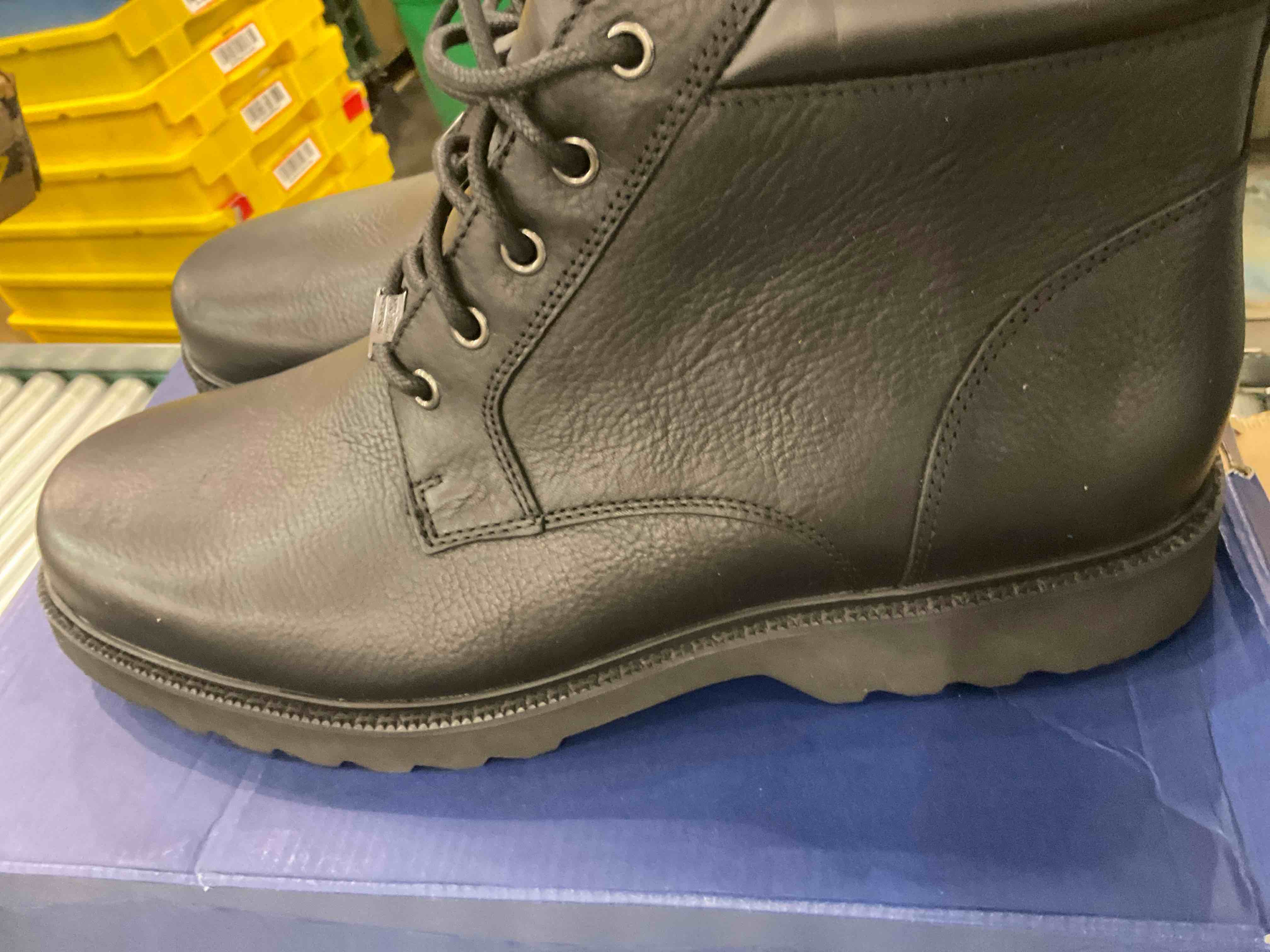 https://s3.amazonaws.com/lotting-images-prod/BargainHunt/EXS01287150_1713966352648.jpeg