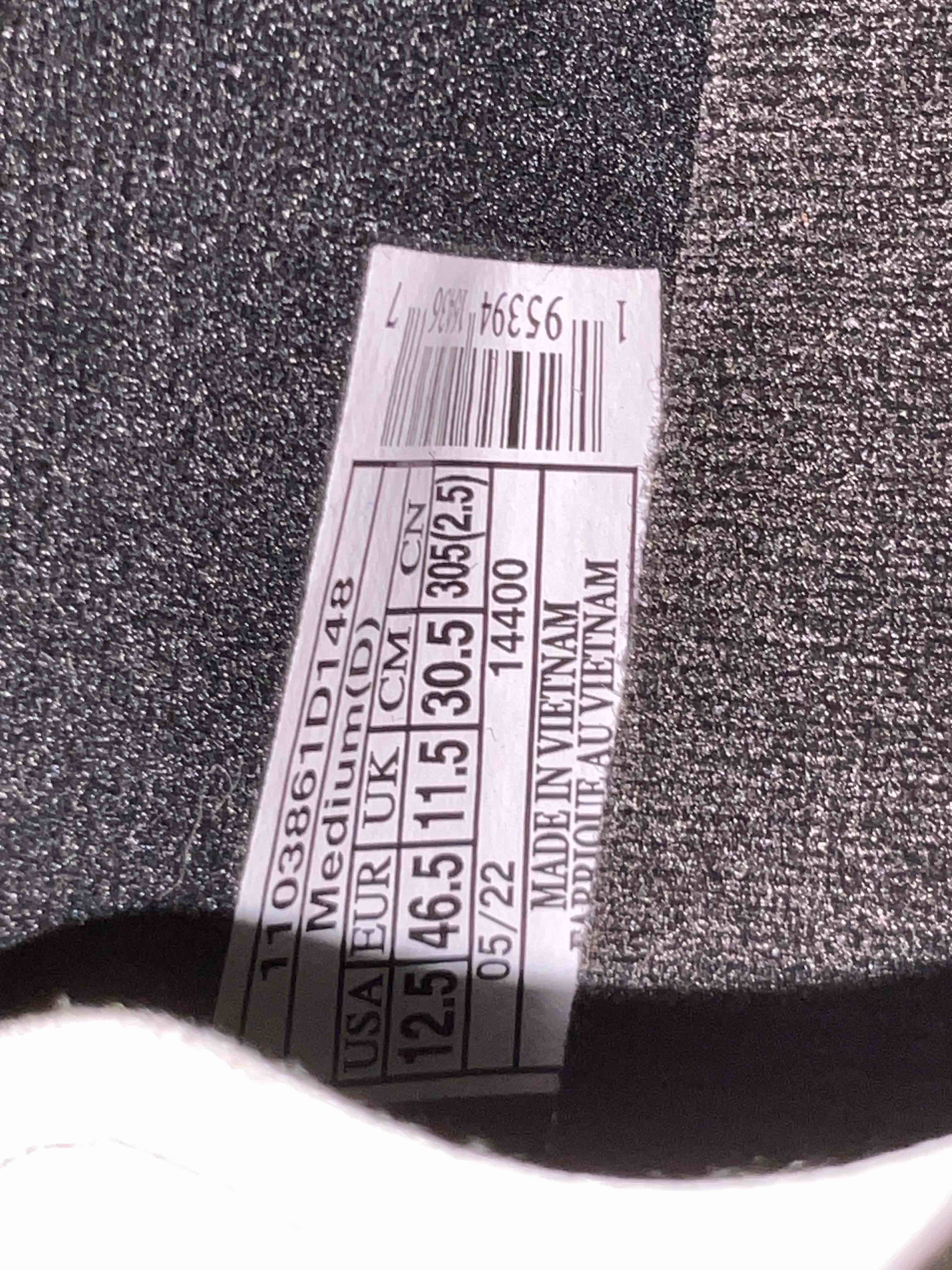 https://s3.amazonaws.com/lotting-images-prod/BargainHunt/EXS01287152_1713968119949.jpeg