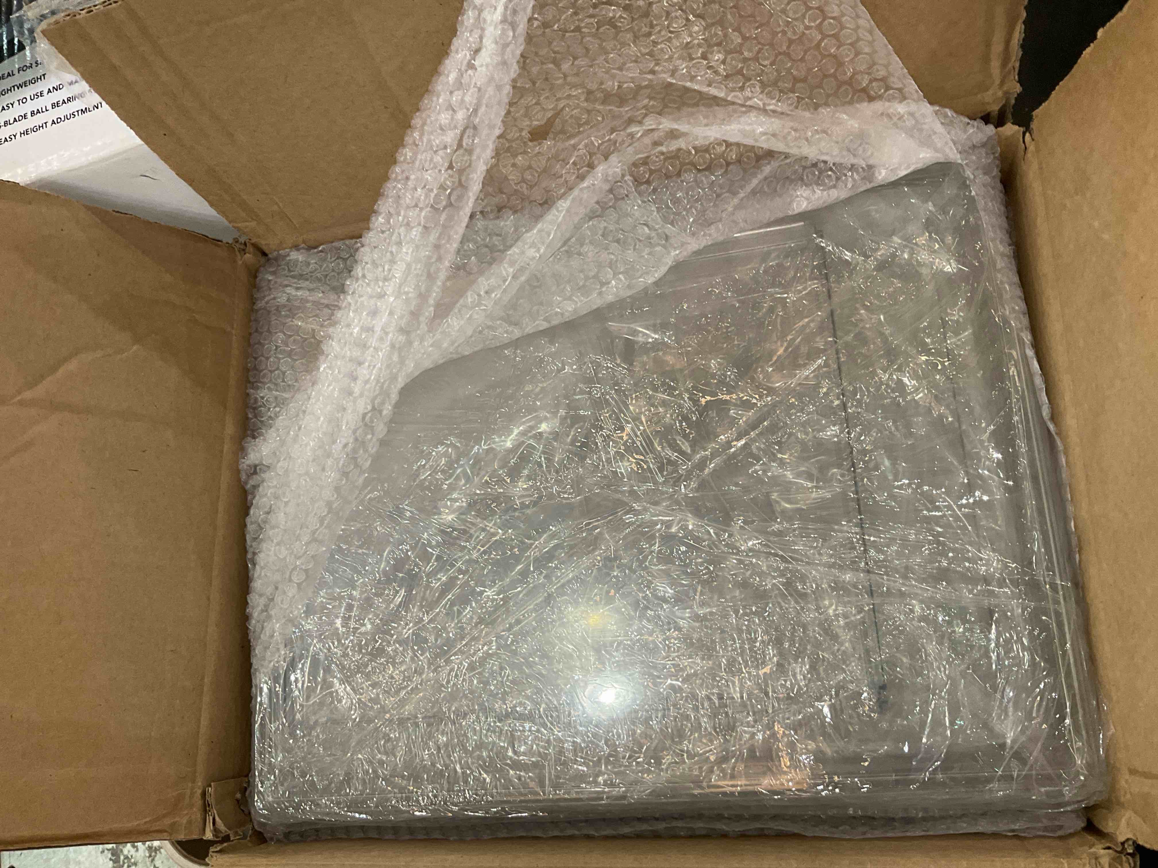 https://s3.amazonaws.com/lotting-images-prod/BargainHunt/EXS01287298_1714749511195.jpeg