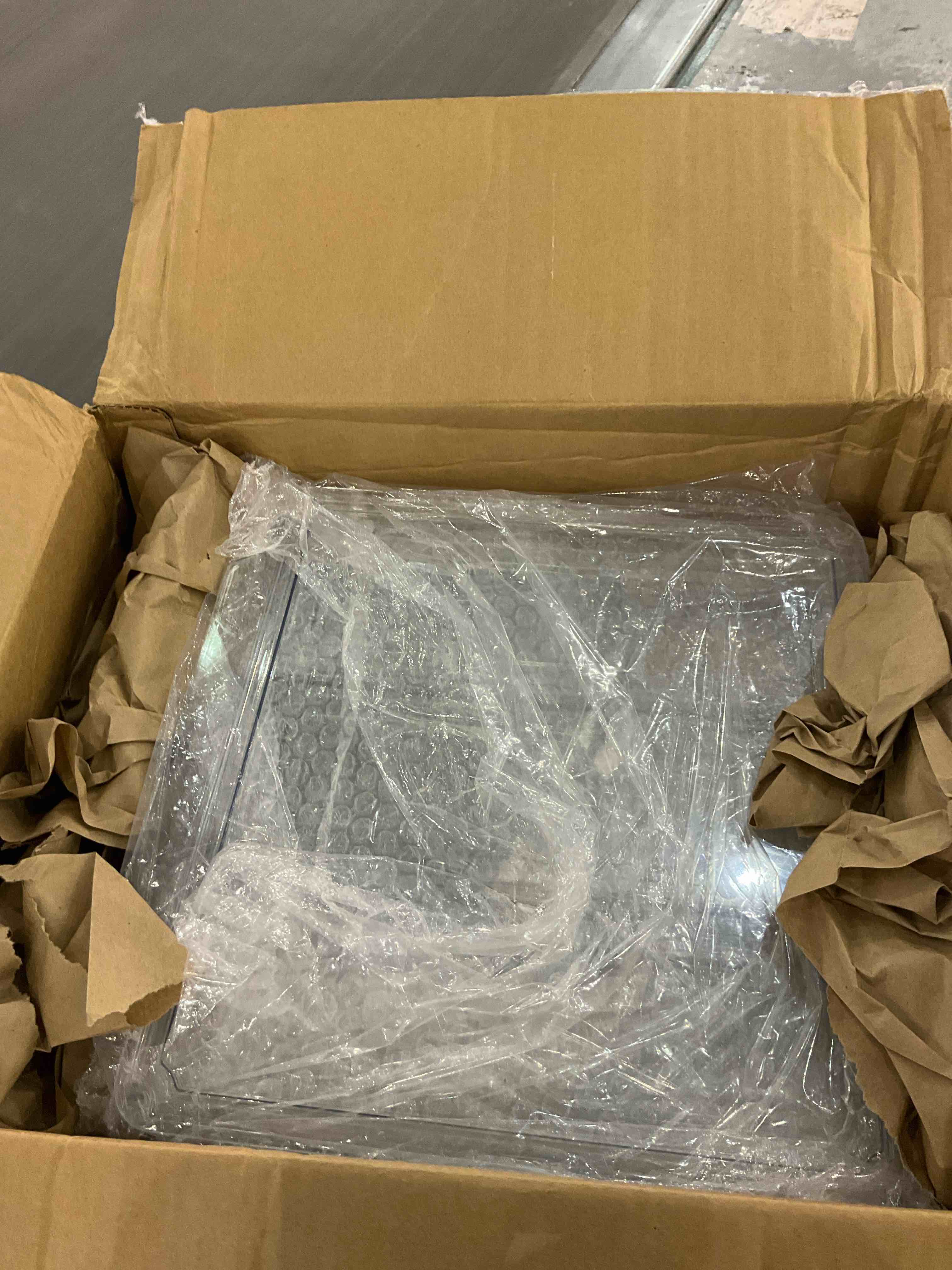 https://s3.amazonaws.com/lotting-images-prod/BargainHunt/EXS01287522_1712837301737.jpeg