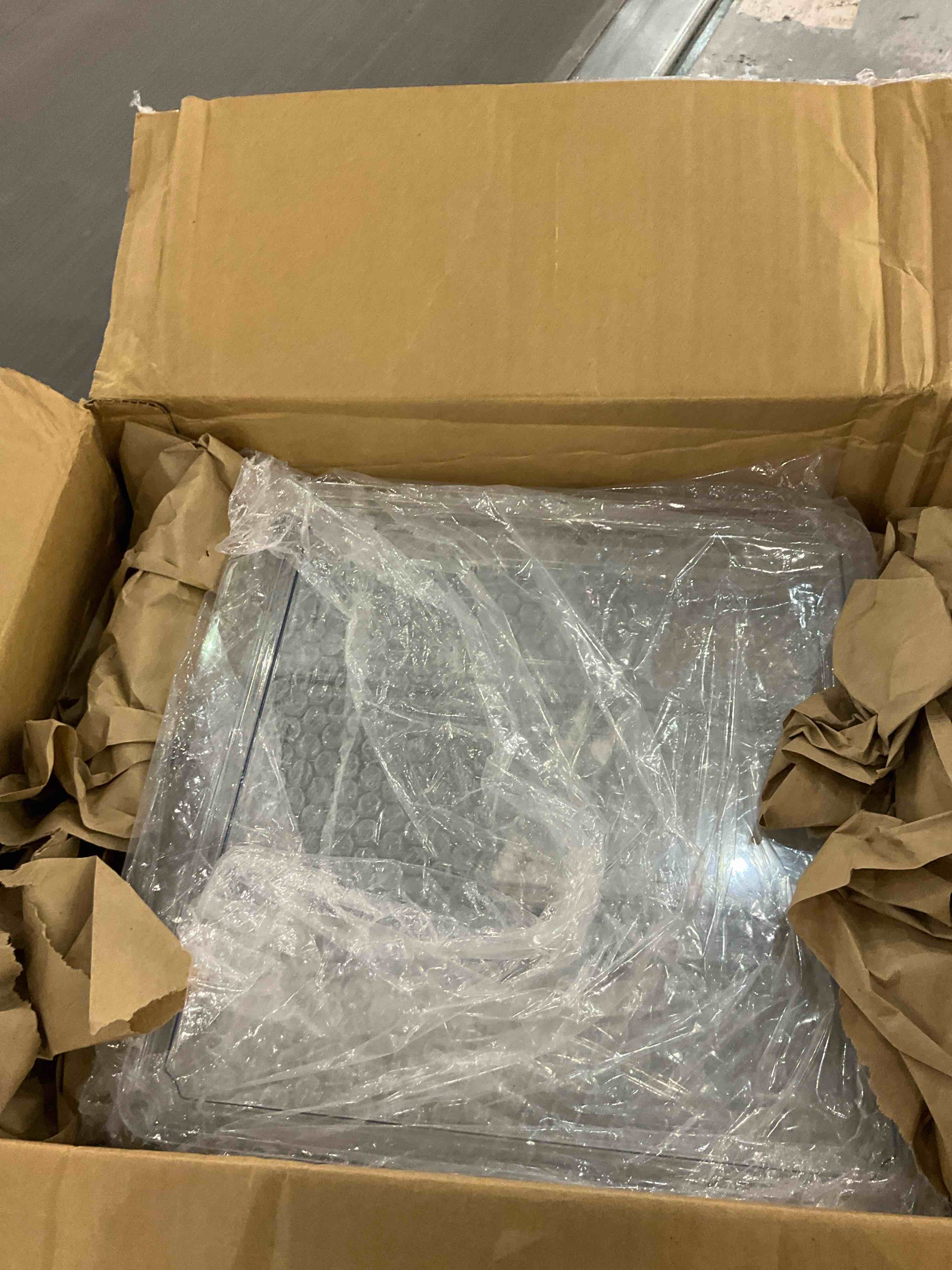 https://s3.amazonaws.com/lotting-images-prod/BargainHunt/EXS01287522_1712837302735.jpeg