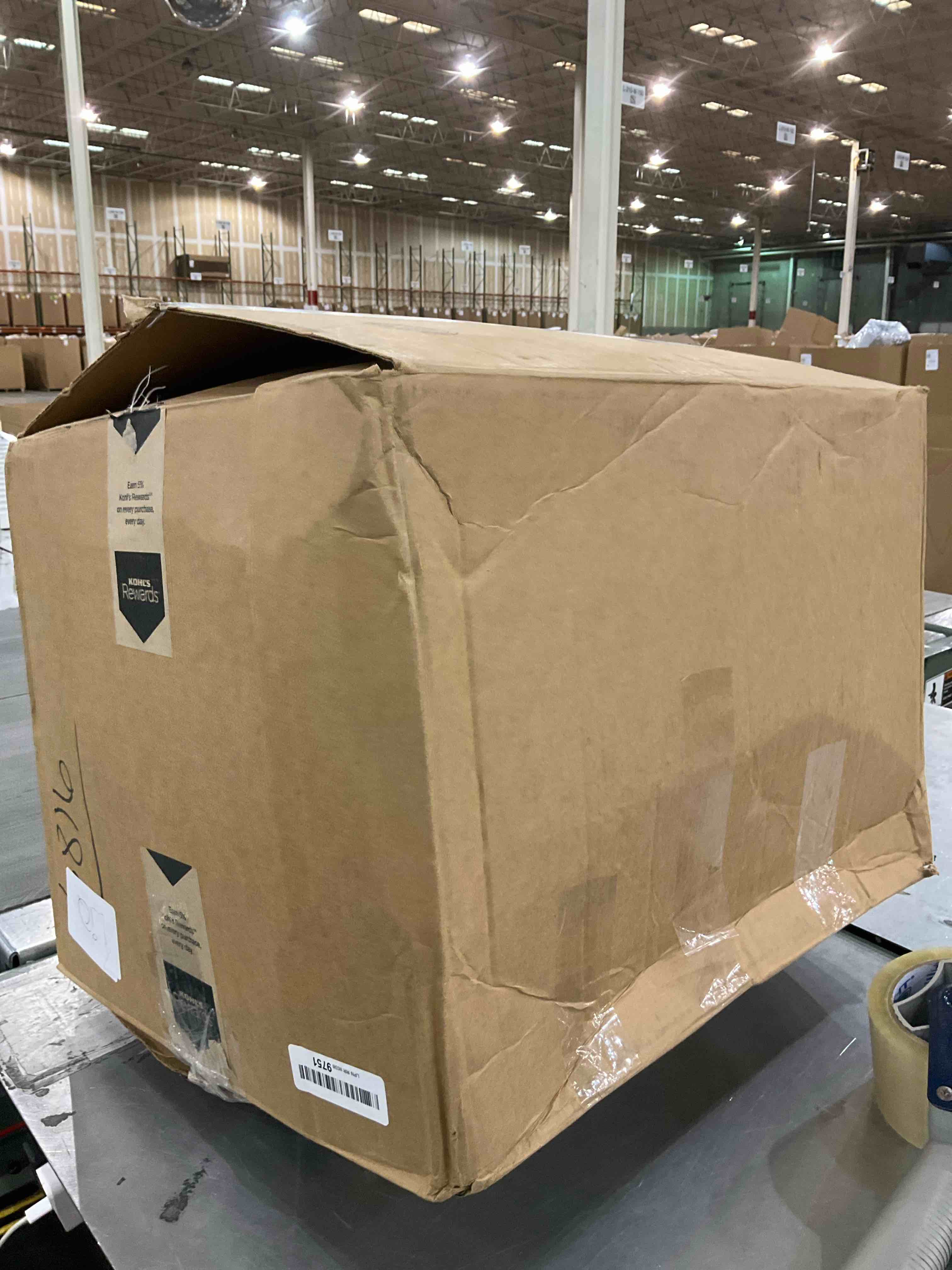 https://s3.amazonaws.com/lotting-images-prod/BargainHunt/EXS01287553_1712844627253.jpeg