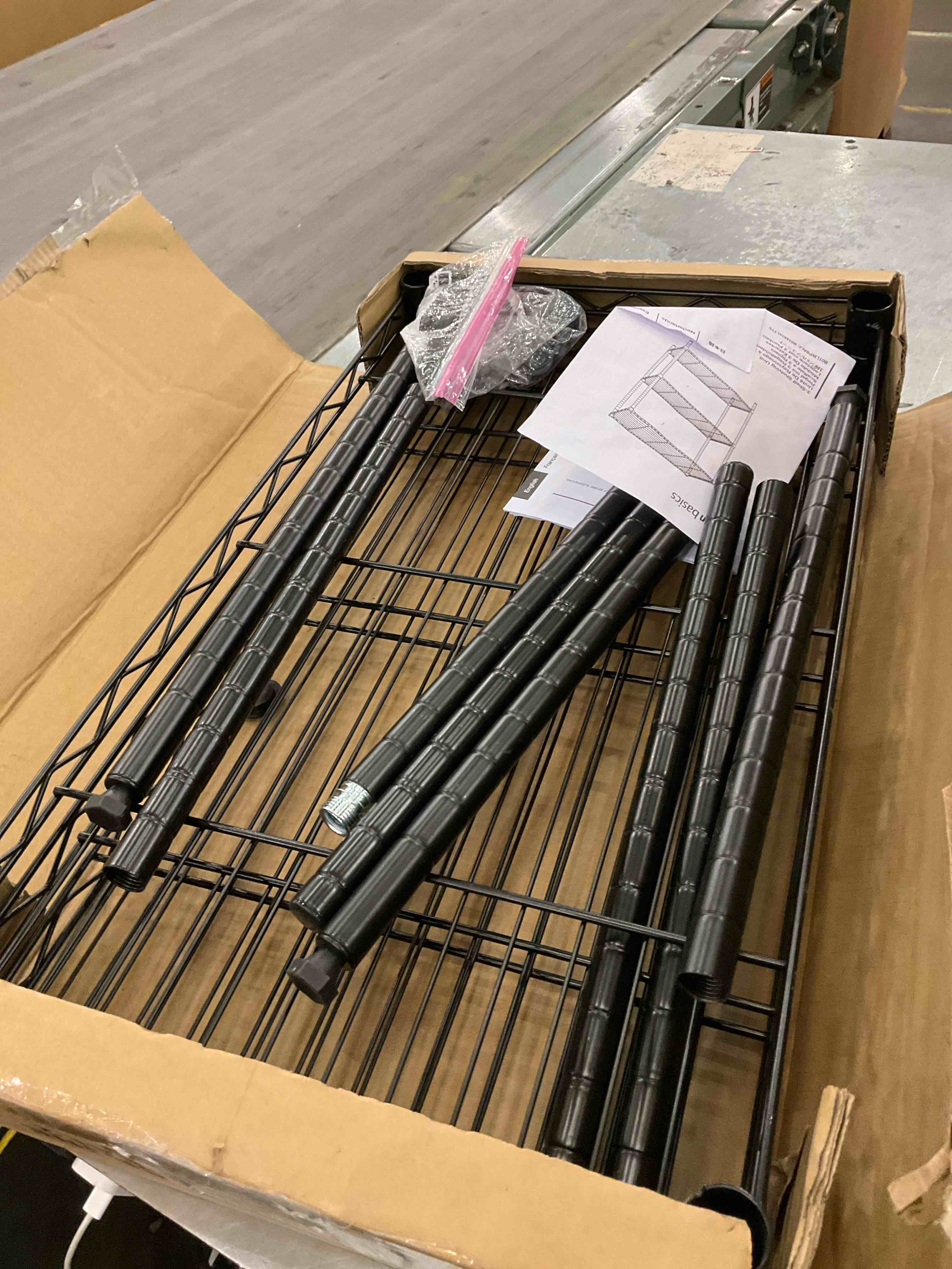 https://s3.amazonaws.com/lotting-images-prod/BargainHunt/EXS01287580_1712848577529.jpeg