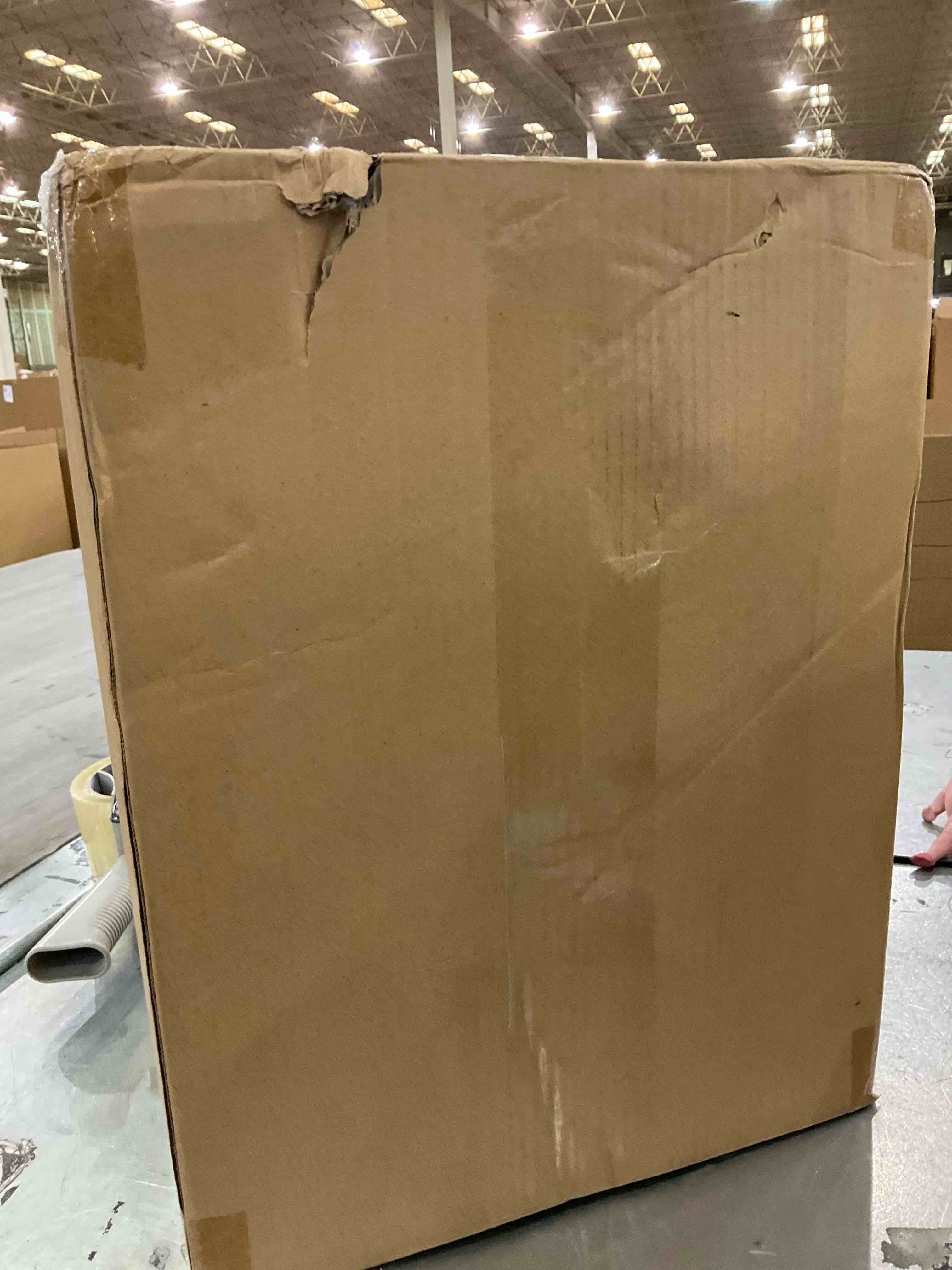 https://s3.amazonaws.com/lotting-images-prod/BargainHunt/EXS01287721_1712930749175.jpeg