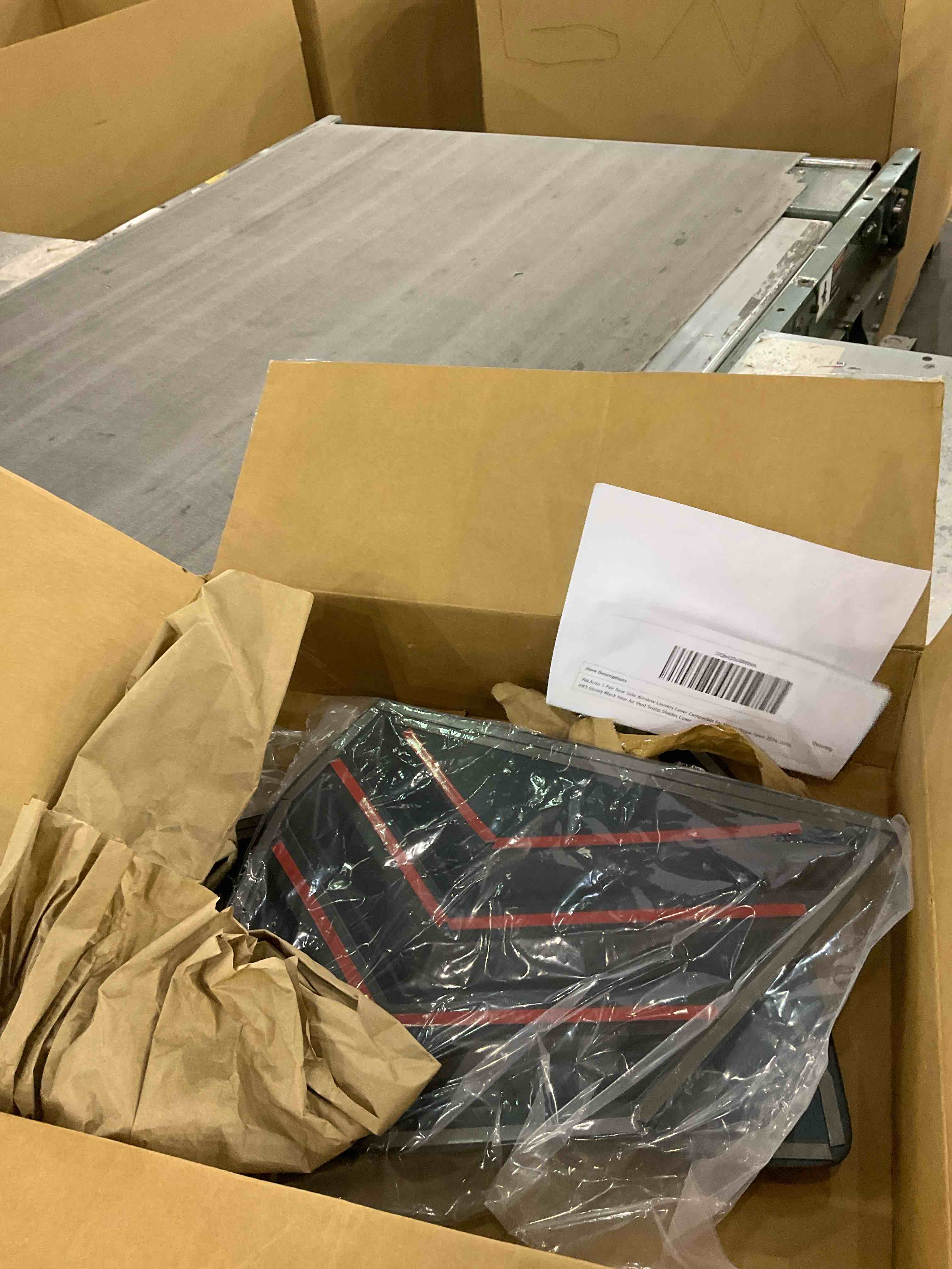 https://s3.amazonaws.com/lotting-images-prod/BargainHunt/EXS01287851_1713181534003.jpeg