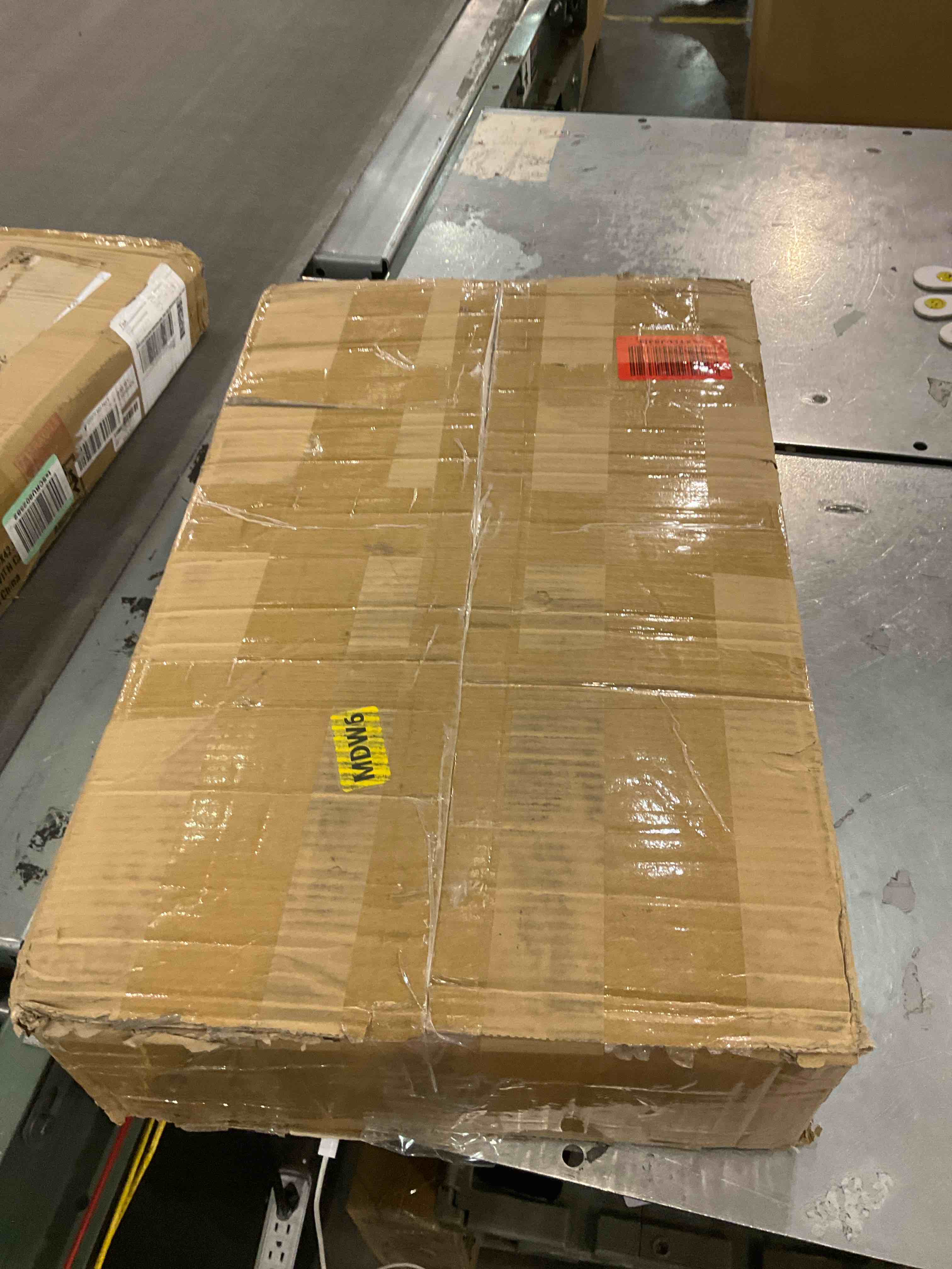 https://s3.amazonaws.com/lotting-images-prod/BargainHunt/EXS01287860_1713182344587.jpeg