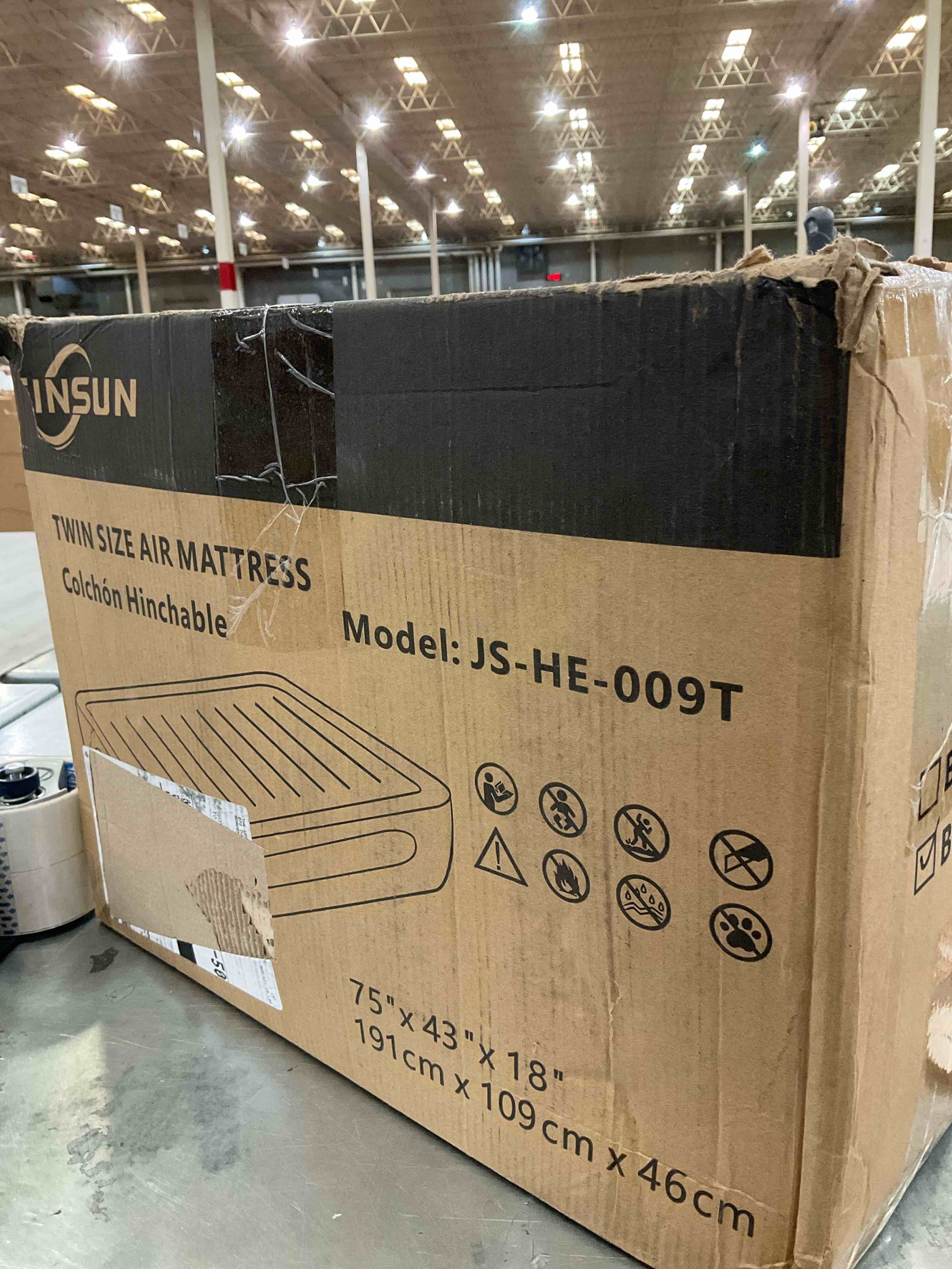 Inflatable Twin Air Mattress with Built-in USB Pump, TINSUN 16" Durable Twin Airbed with Pillow, Portable Rechargeable&Detachable Pump for Home, Camping & Guests, Easy Set Up Adjustable Blow up Bed