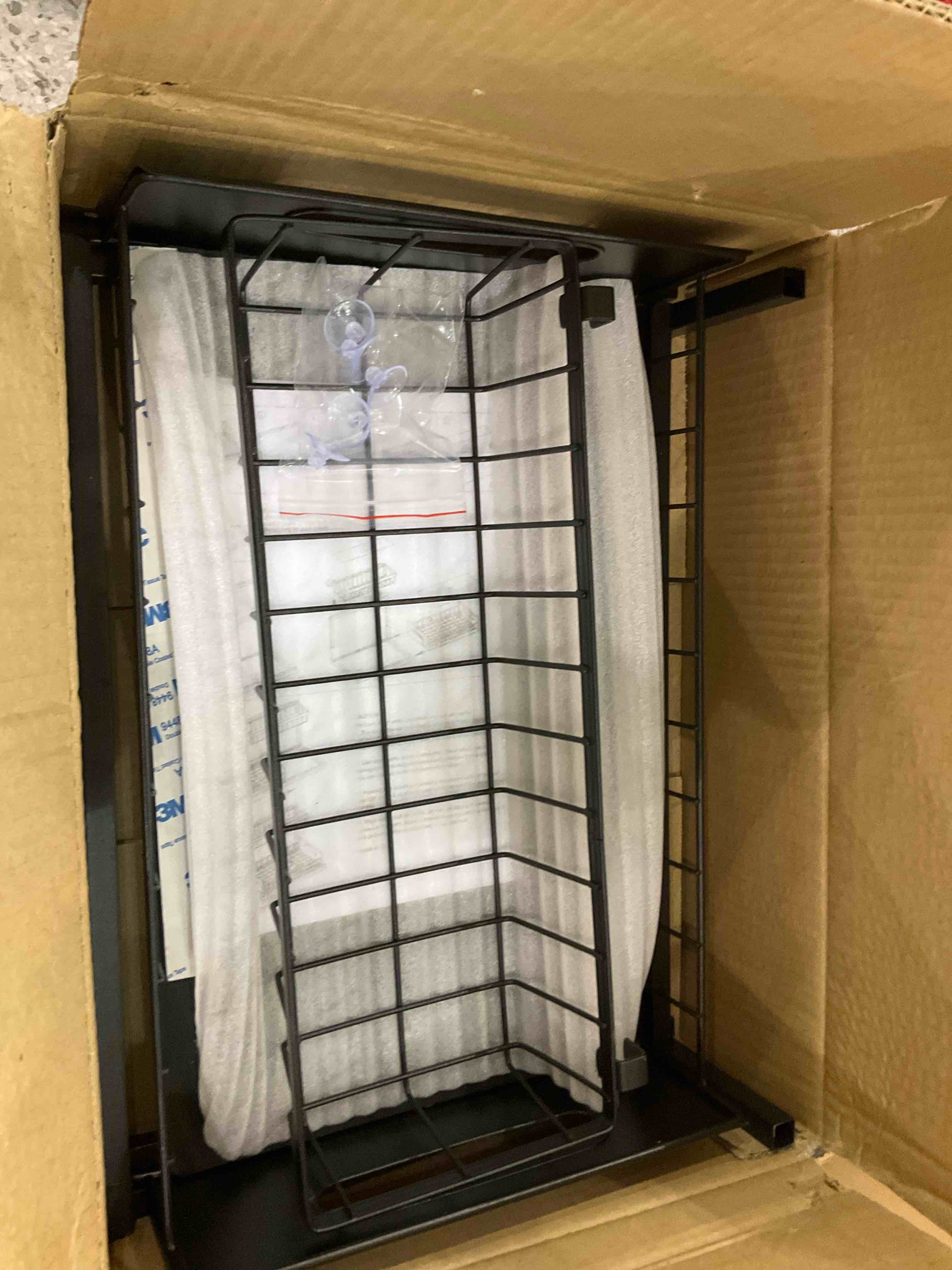https://s3.amazonaws.com/lotting-images-prod/BargainHunt/EXS01288181_1712681808835.jpeg