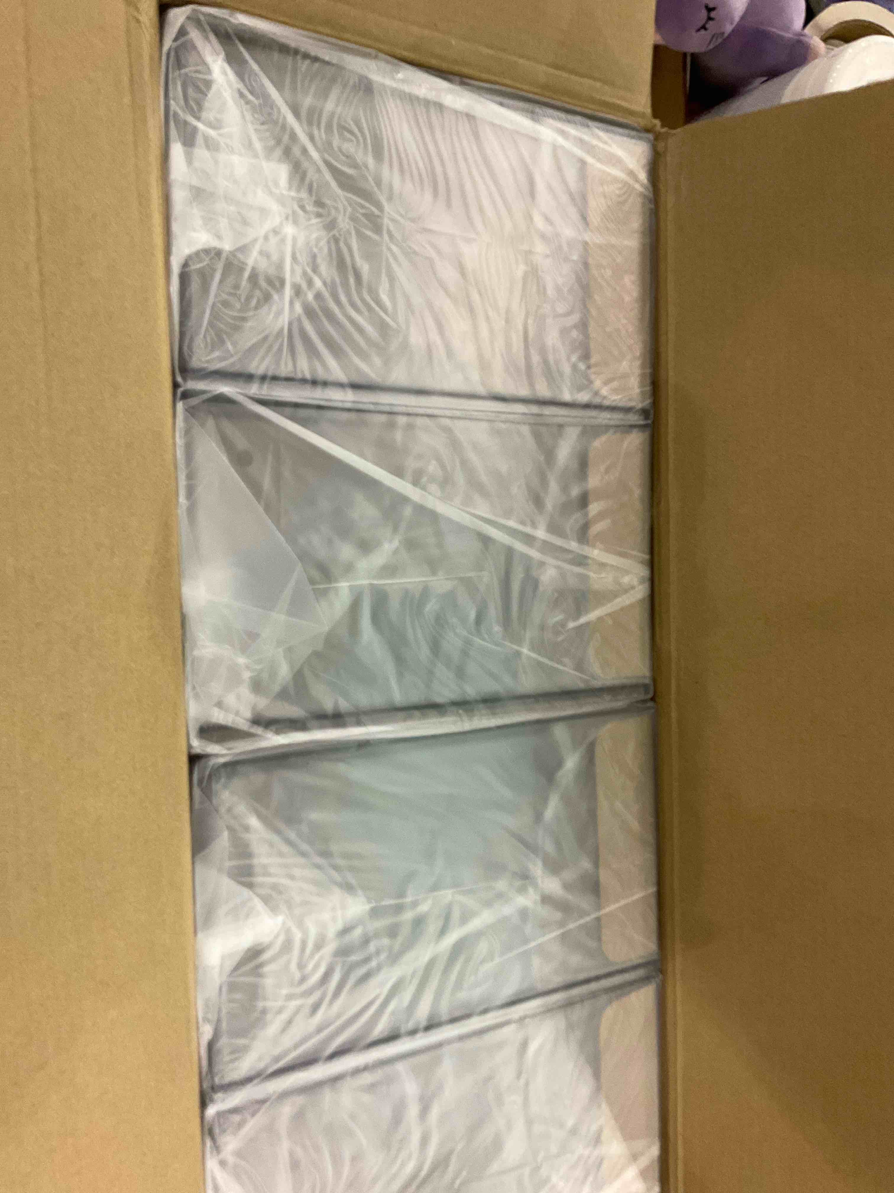 https://s3.amazonaws.com/lotting-images-prod/BargainHunt/EXS01288268_1712757645763.jpeg