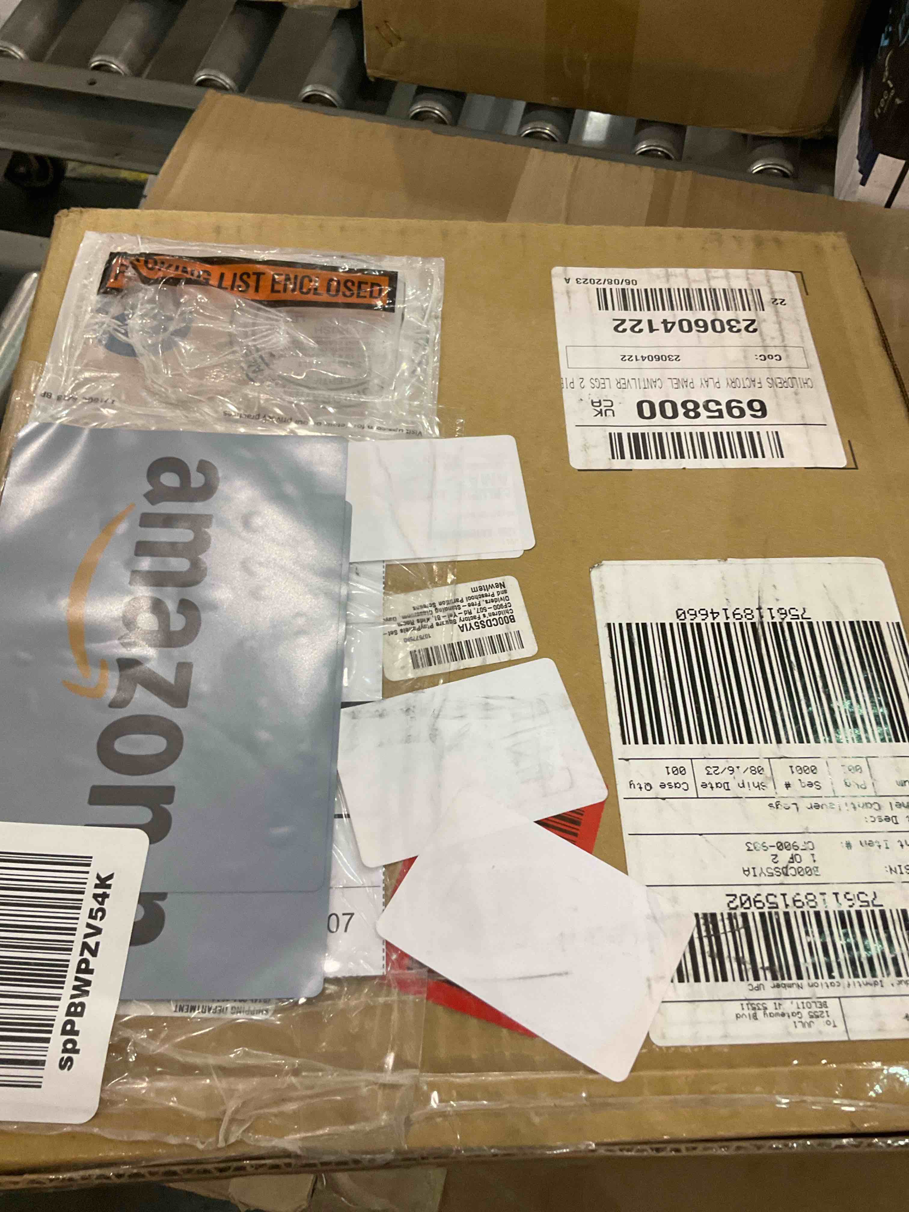 https://s3.amazonaws.com/lotting-images-prod/BargainHunt/EXS01288408_1712845898181.jpeg