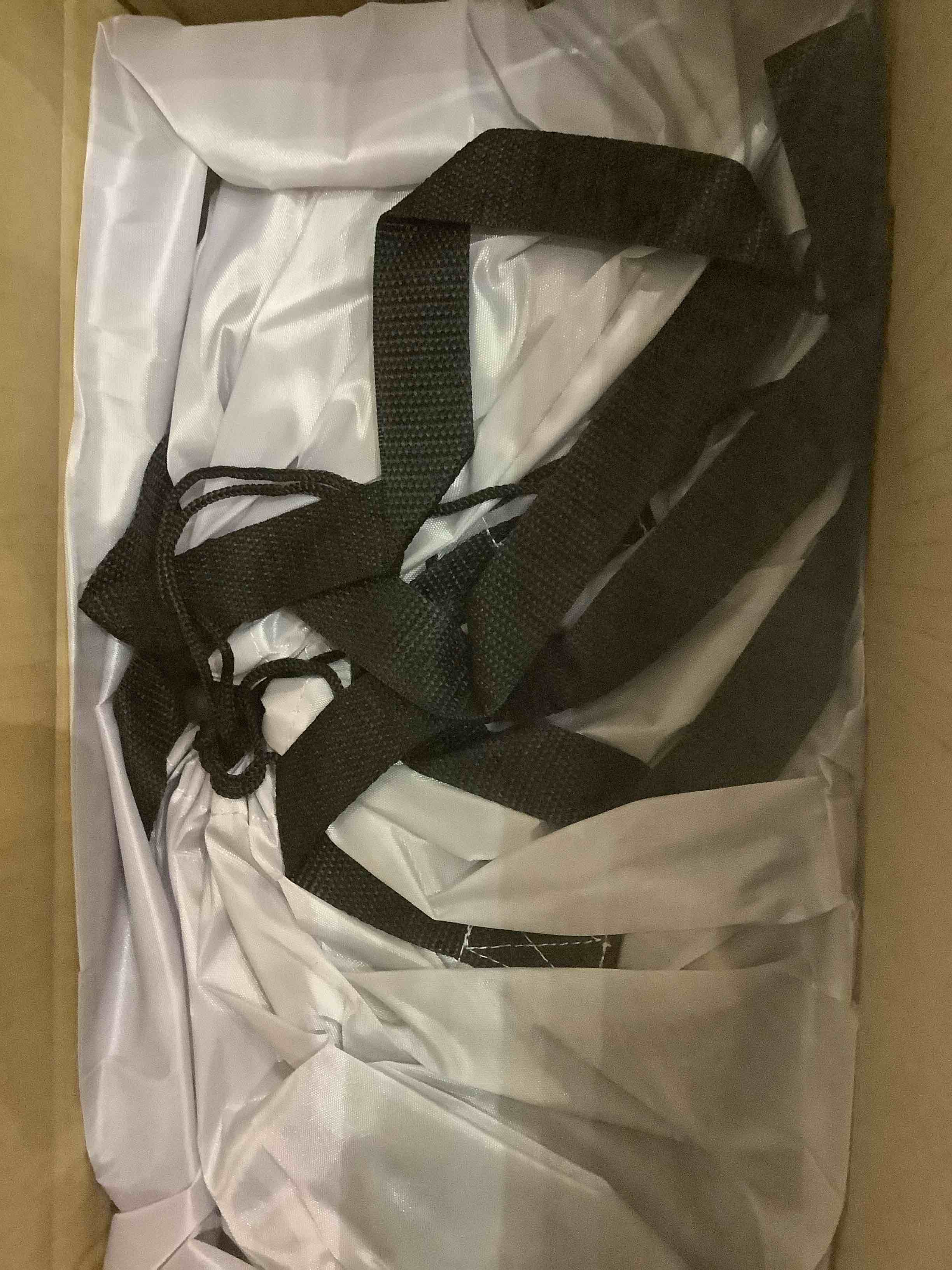 https://s3.amazonaws.com/lotting-images-prod/BargainHunt/EXS01288614_1712855606725.jpeg