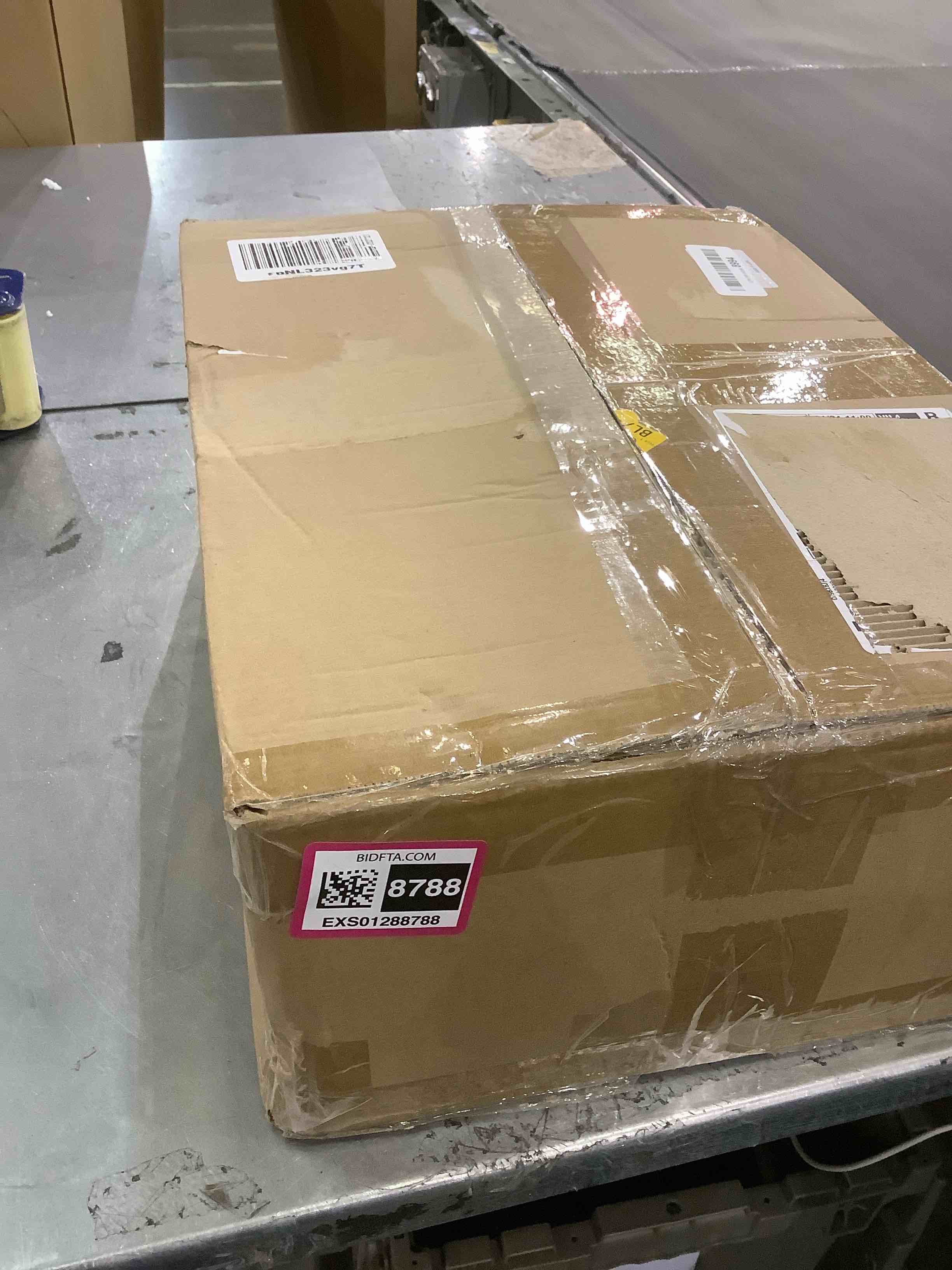 https://s3.amazonaws.com/lotting-images-prod/BargainHunt/EXS01288788_1712944246641.jpeg