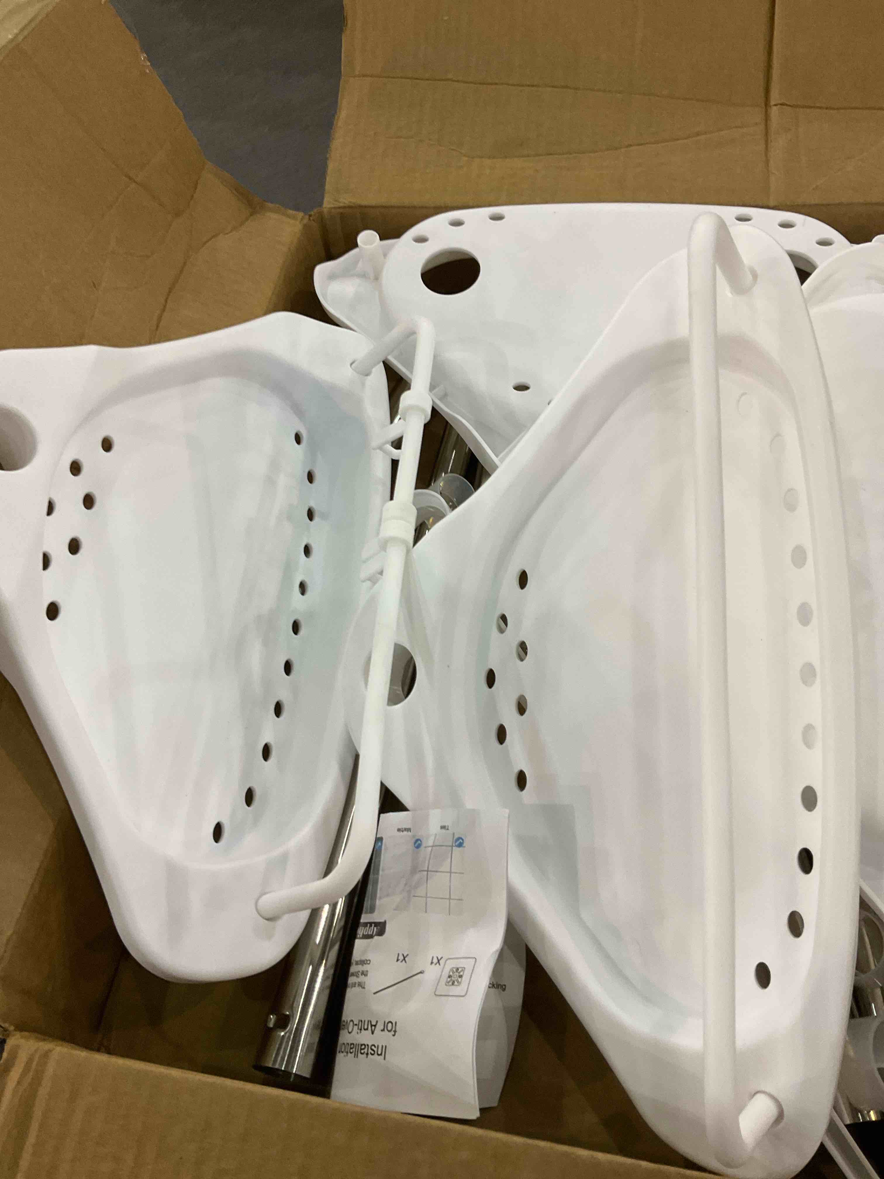 https://s3.amazonaws.com/lotting-images-prod/BargainHunt/EXS01289637_1712230984984.jpeg