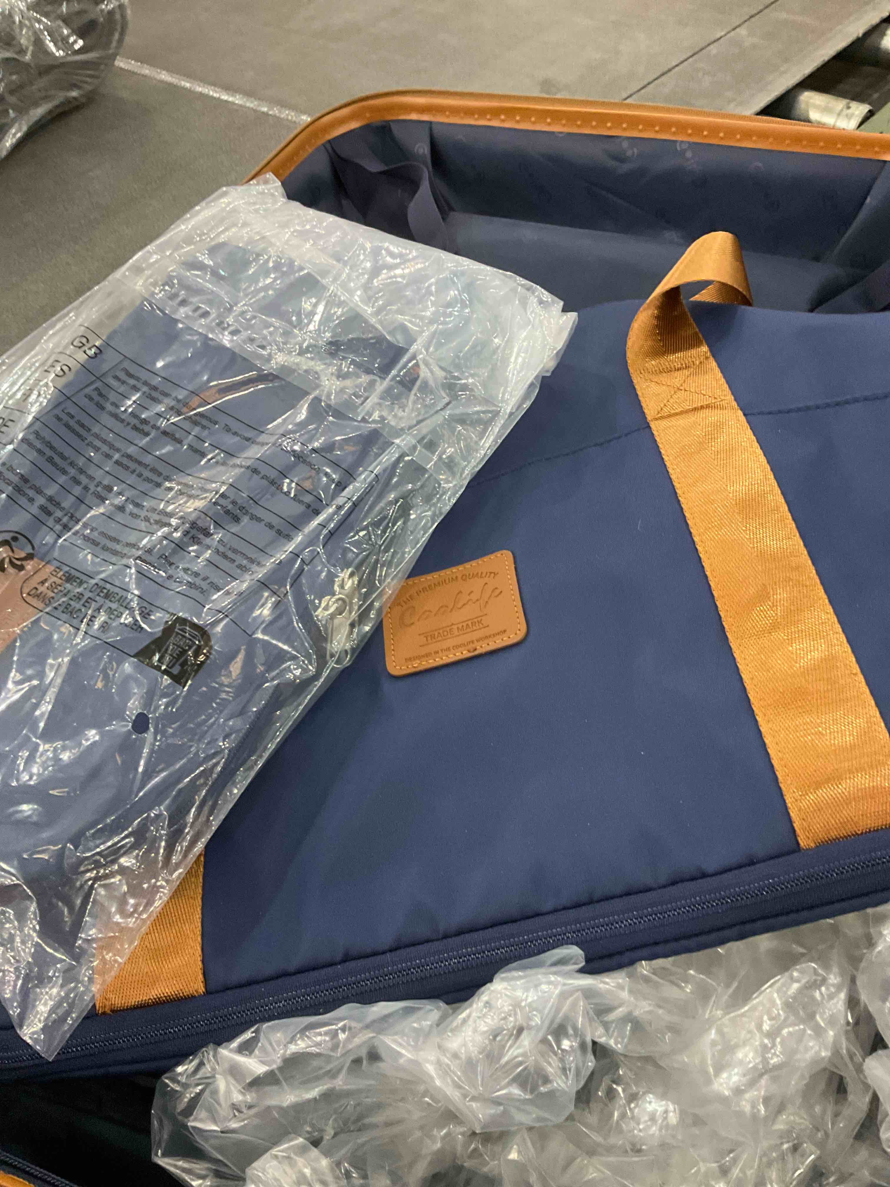 https://s3.amazonaws.com/lotting-images-prod/BargainHunt/EXS01289669_1712240287772.jpeg