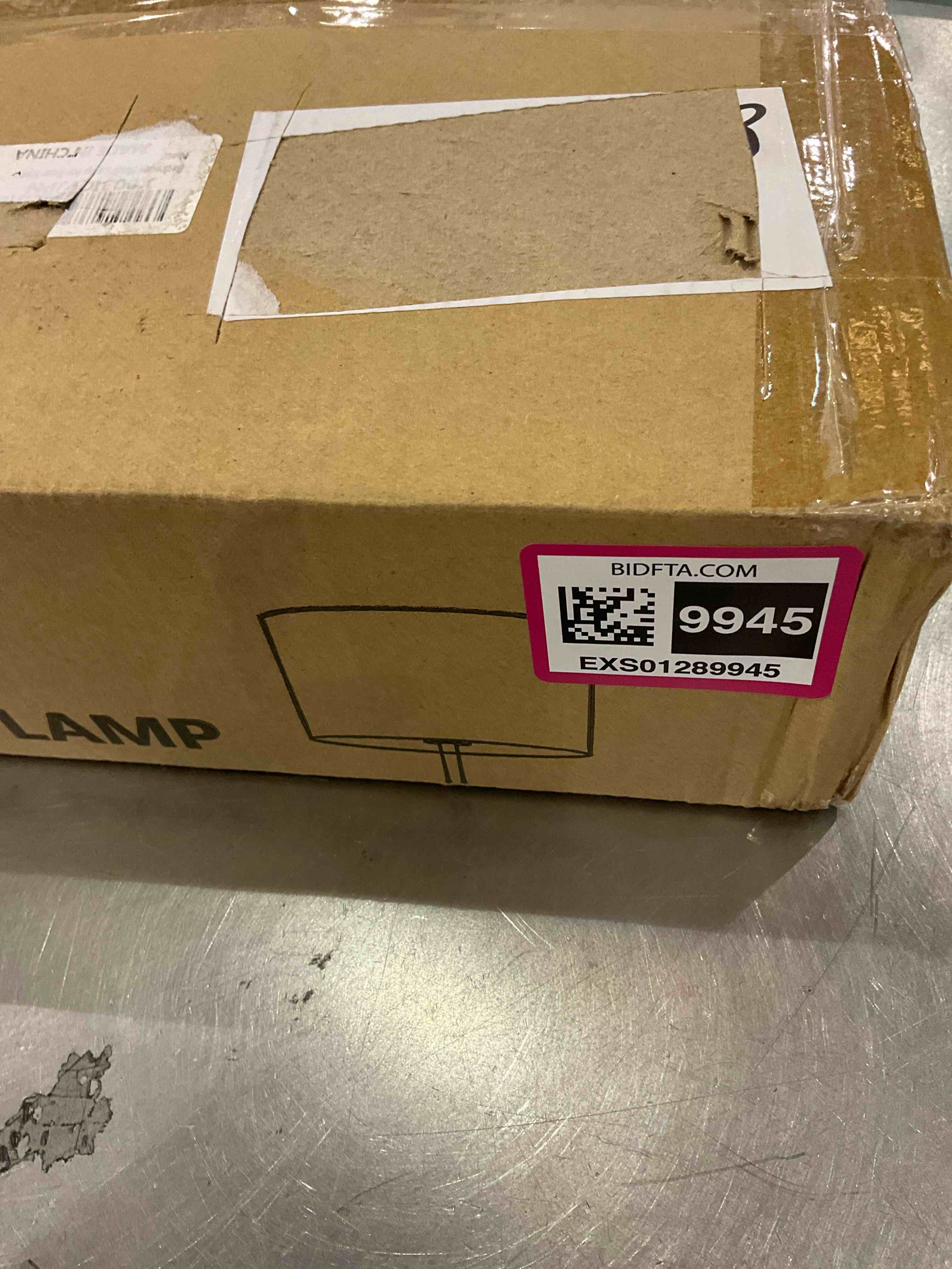 https://s3.amazonaws.com/lotting-images-prod/BargainHunt/EXS01289945_1712589133284.jpeg