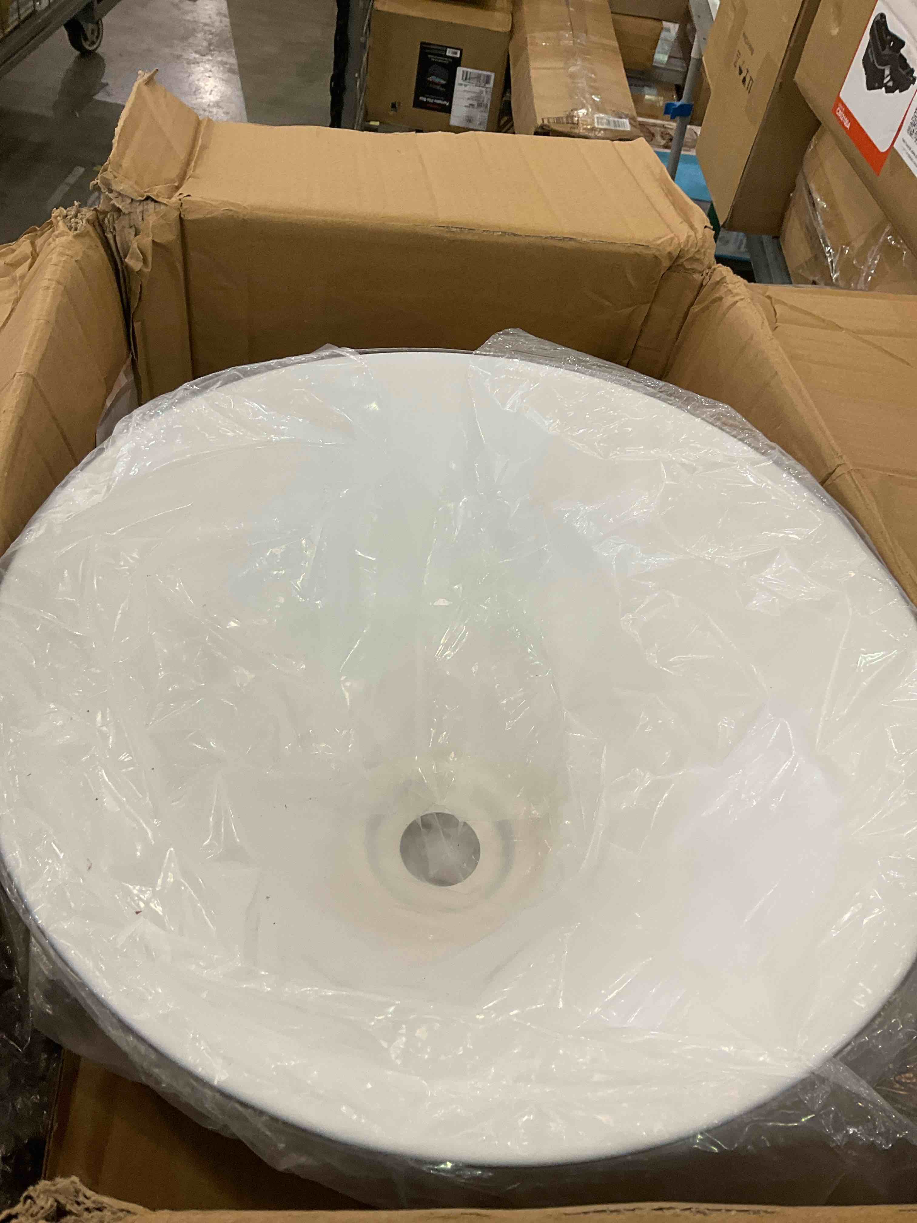 https://s3.amazonaws.com/lotting-images-prod/BargainHunt/EXS01290012_1713890672776.jpeg