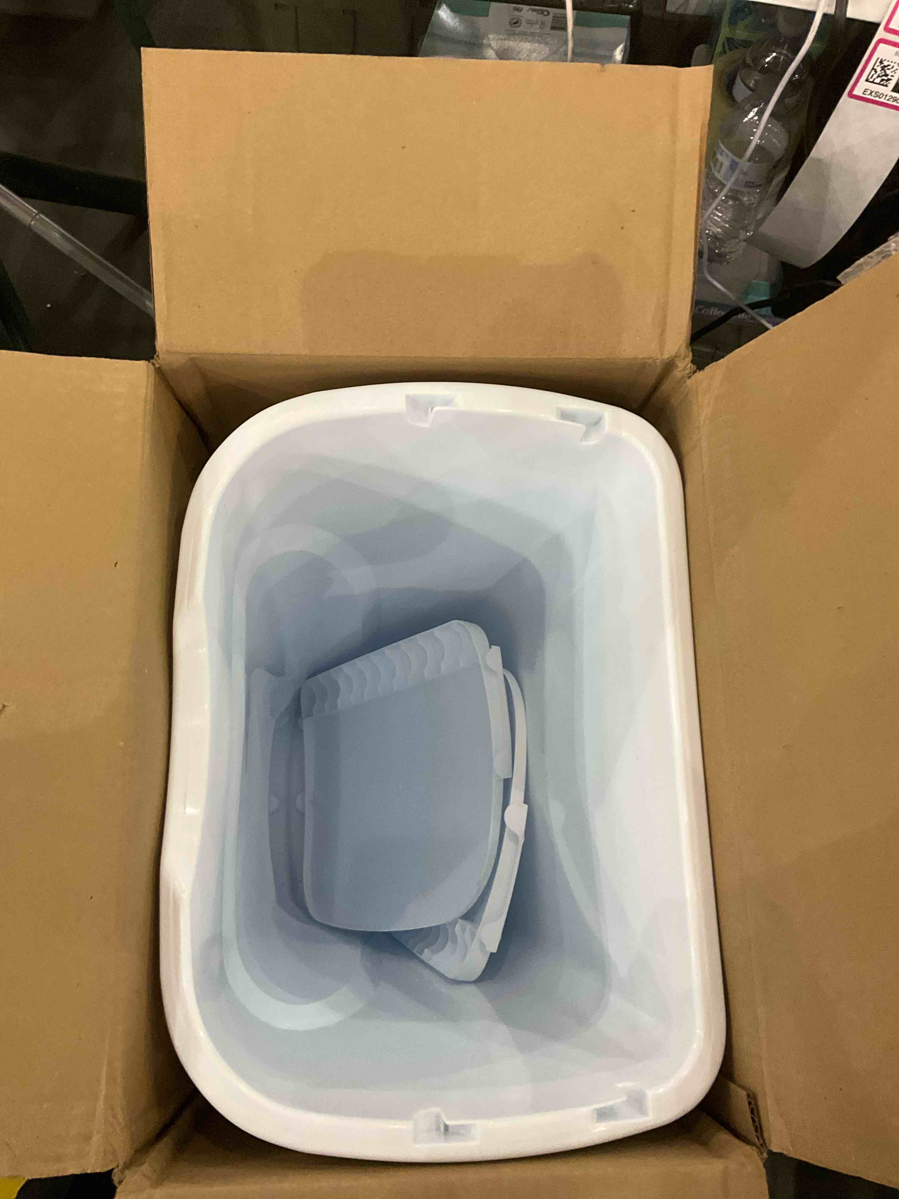 https://s3.amazonaws.com/lotting-images-prod/BargainHunt/EXS01290274_1714049533761.jpeg