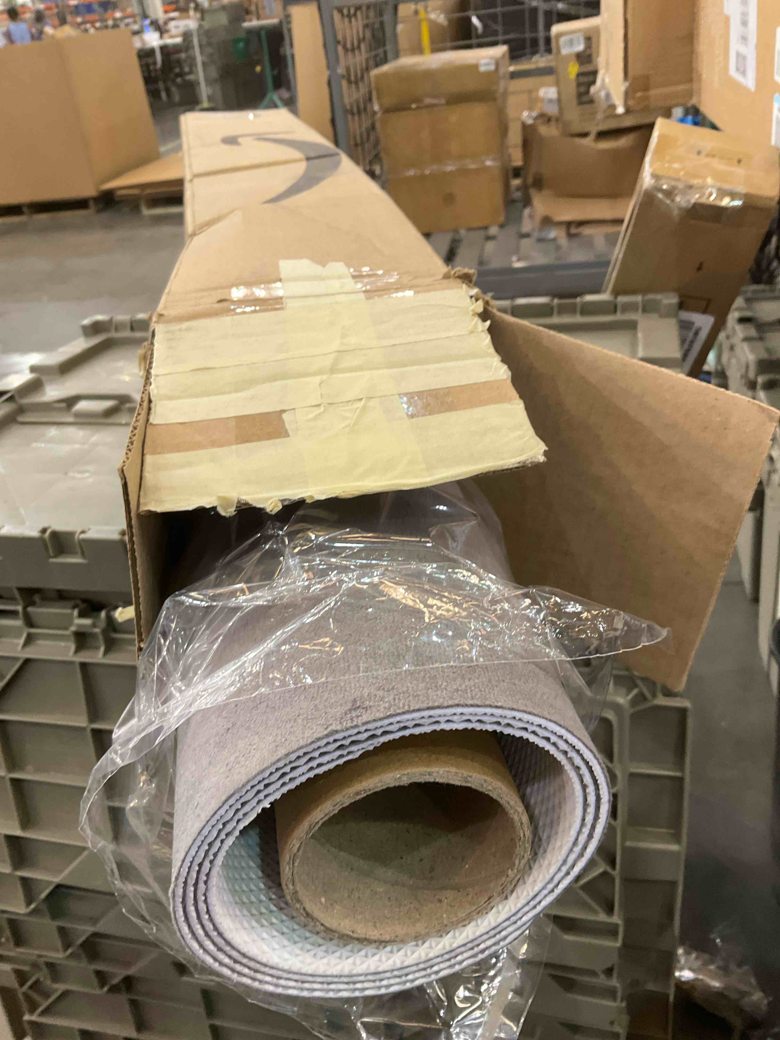 https://s3.amazonaws.com/lotting-images-prod/BargainHunt/EXS01290317_1714057202582.jpeg