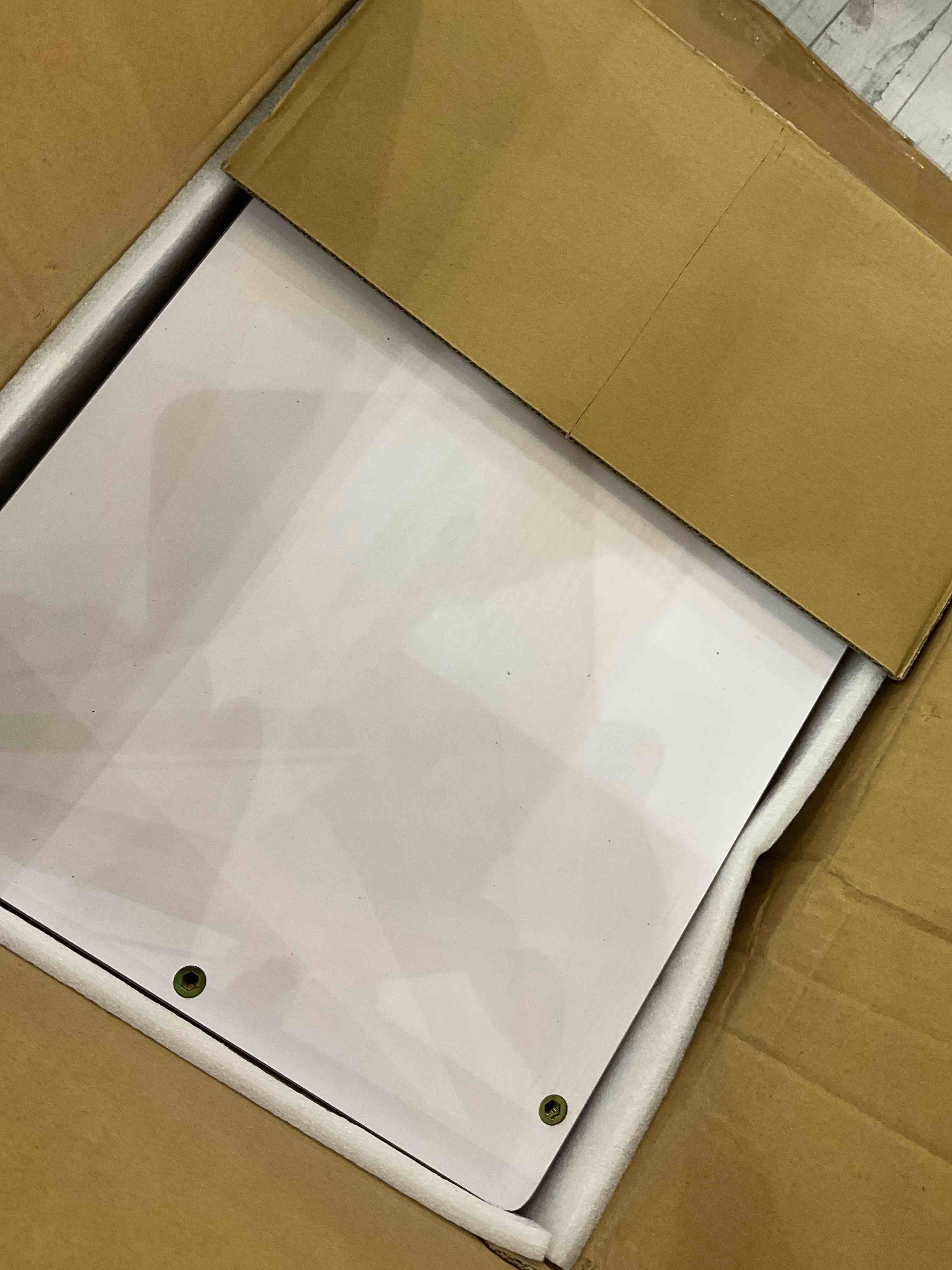 https://s3.amazonaws.com/lotting-images-prod/BargainHunt/EXS01291032_1712326137478.jpeg