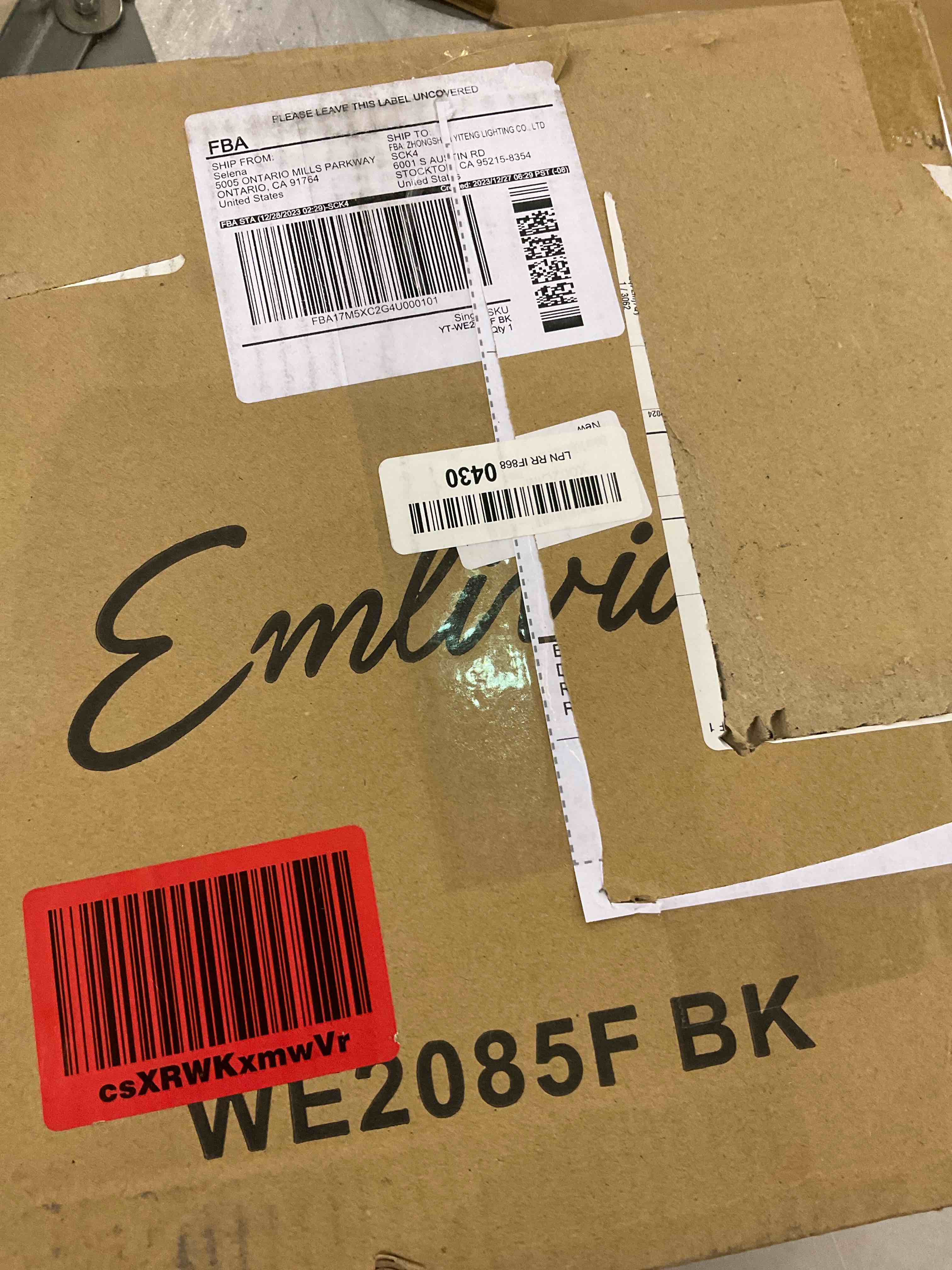 https://s3.amazonaws.com/lotting-images-prod/BargainHunt/EXS01291061_1712330499971.jpeg