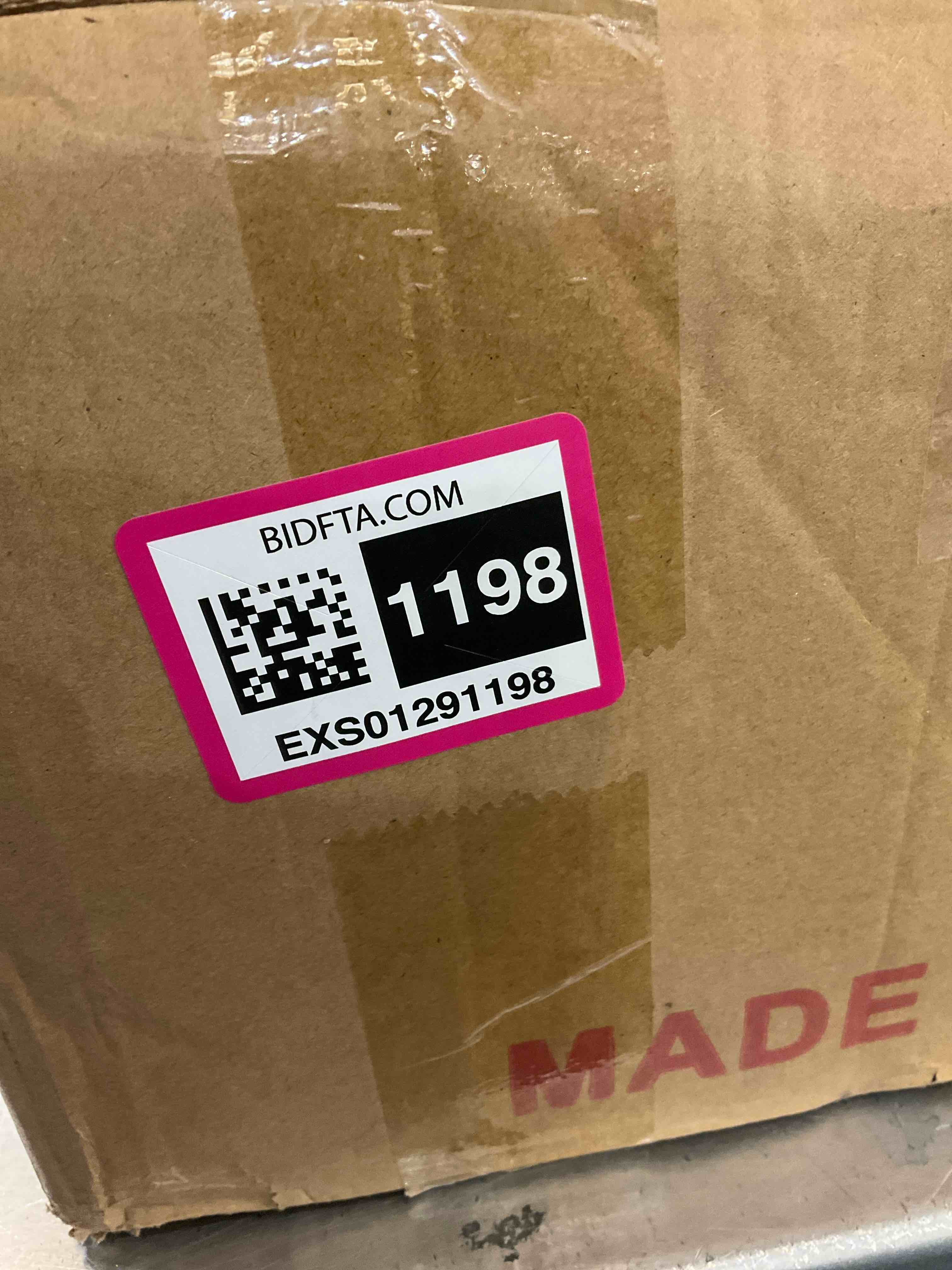 https://s3.amazonaws.com/lotting-images-prod/BargainHunt/EXS01291198_1712588221777.jpeg