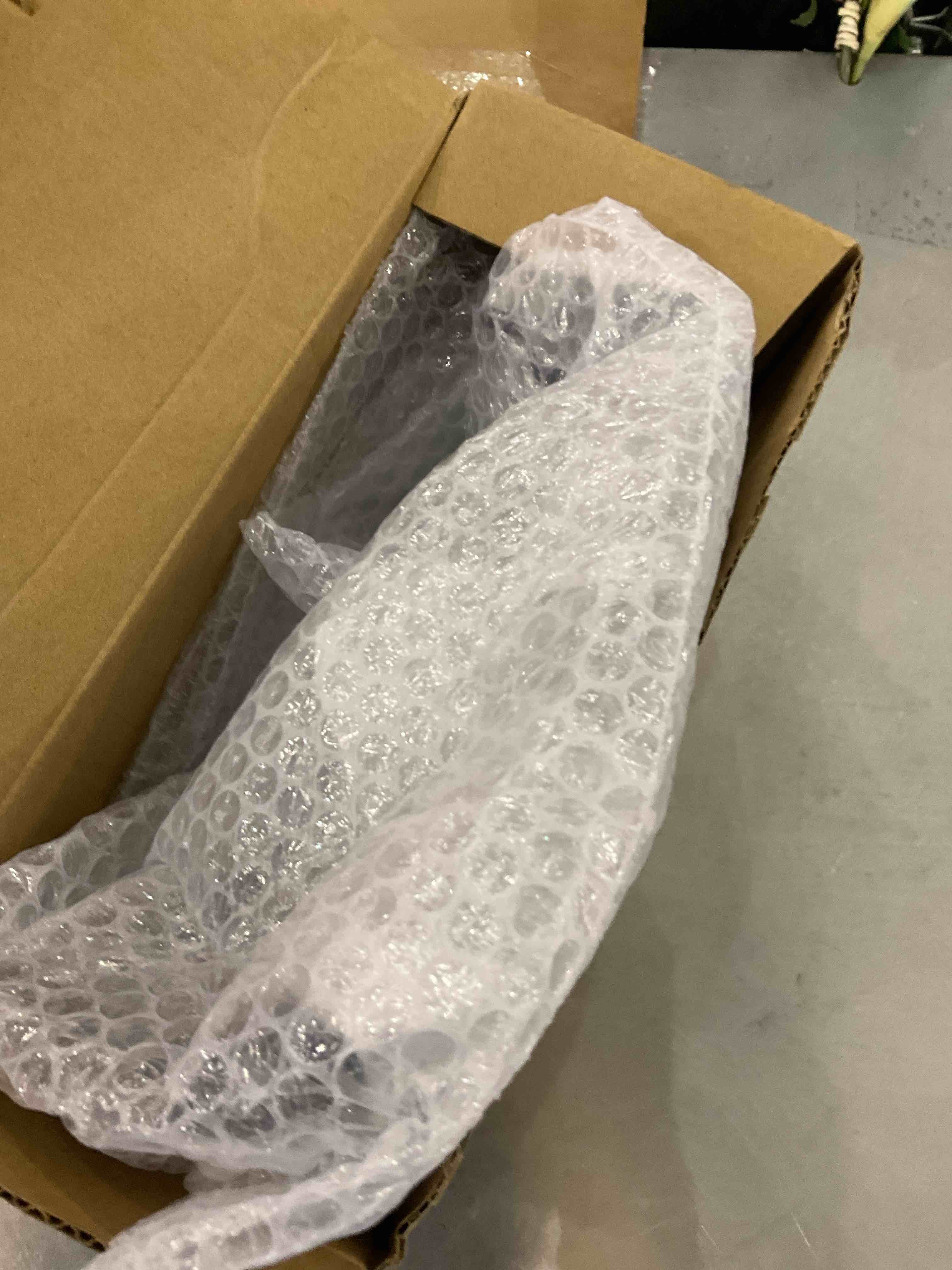 https://s3.amazonaws.com/lotting-images-prod/BargainHunt/EXS01291337_1712676973887.jpeg