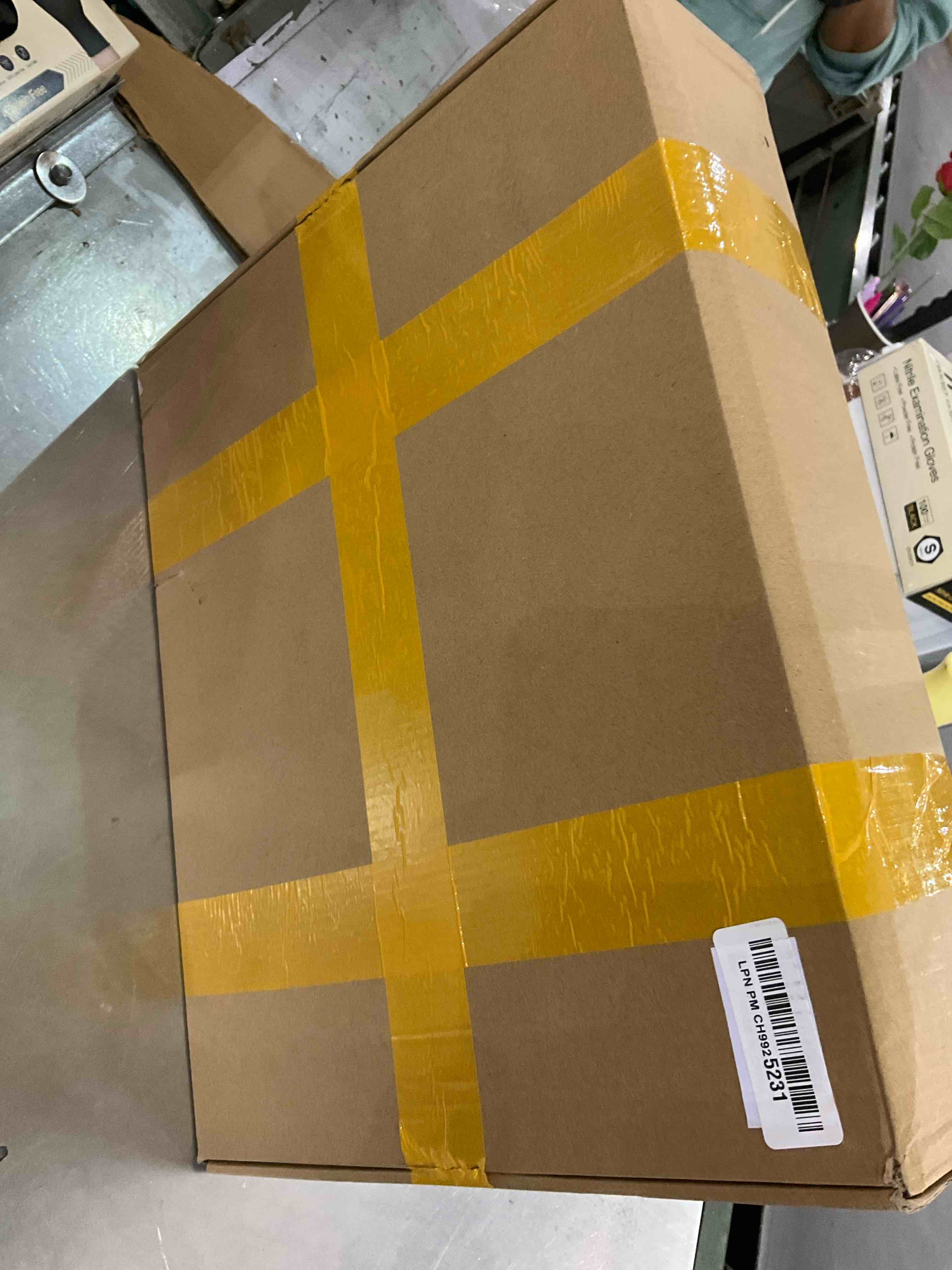 https://s3.amazonaws.com/lotting-images-prod/BargainHunt/EXS01291417_1712760332792.jpeg