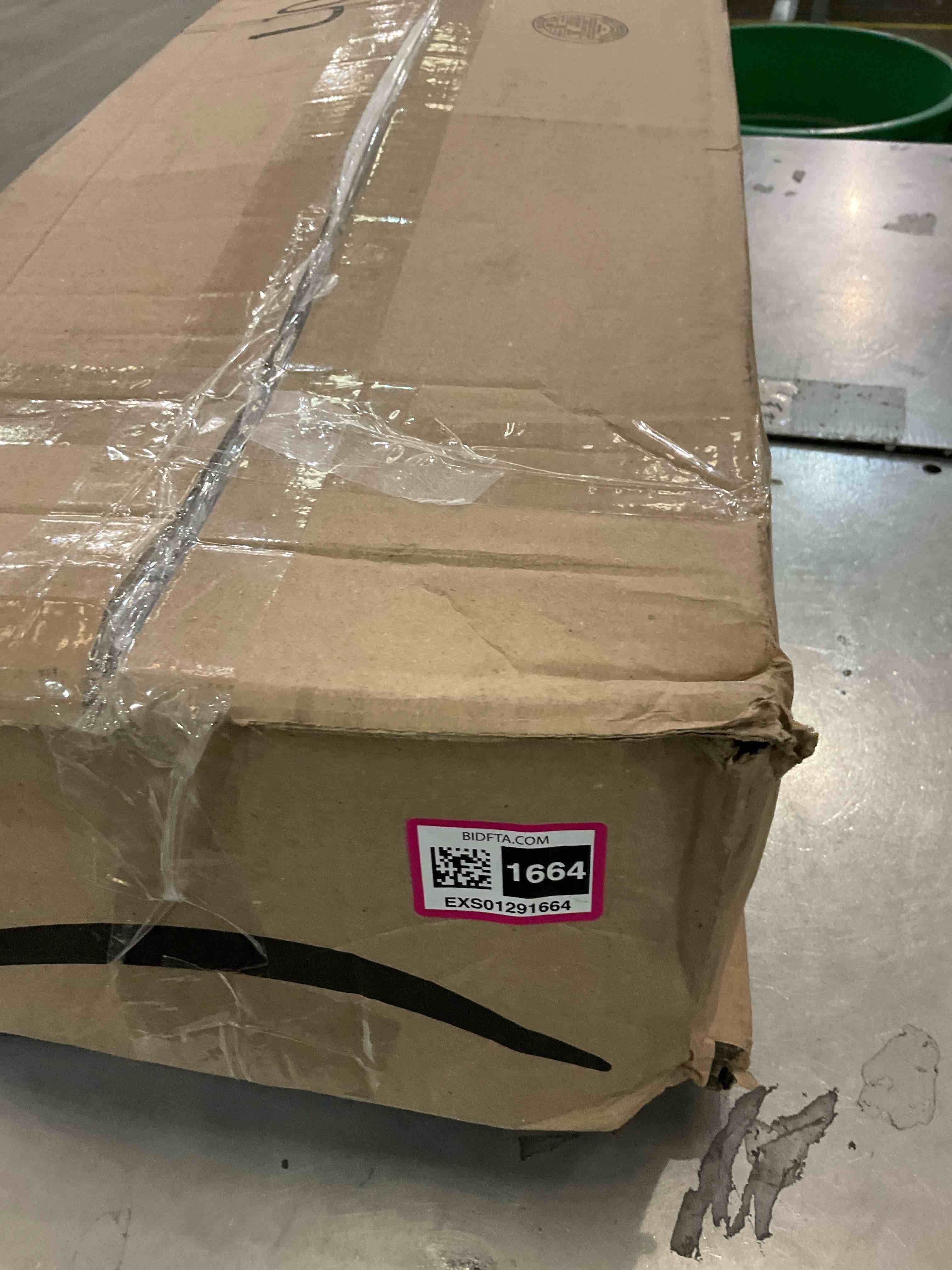 https://s3.amazonaws.com/lotting-images-prod/BargainHunt/EXS01291664_1712586225352.jpeg
