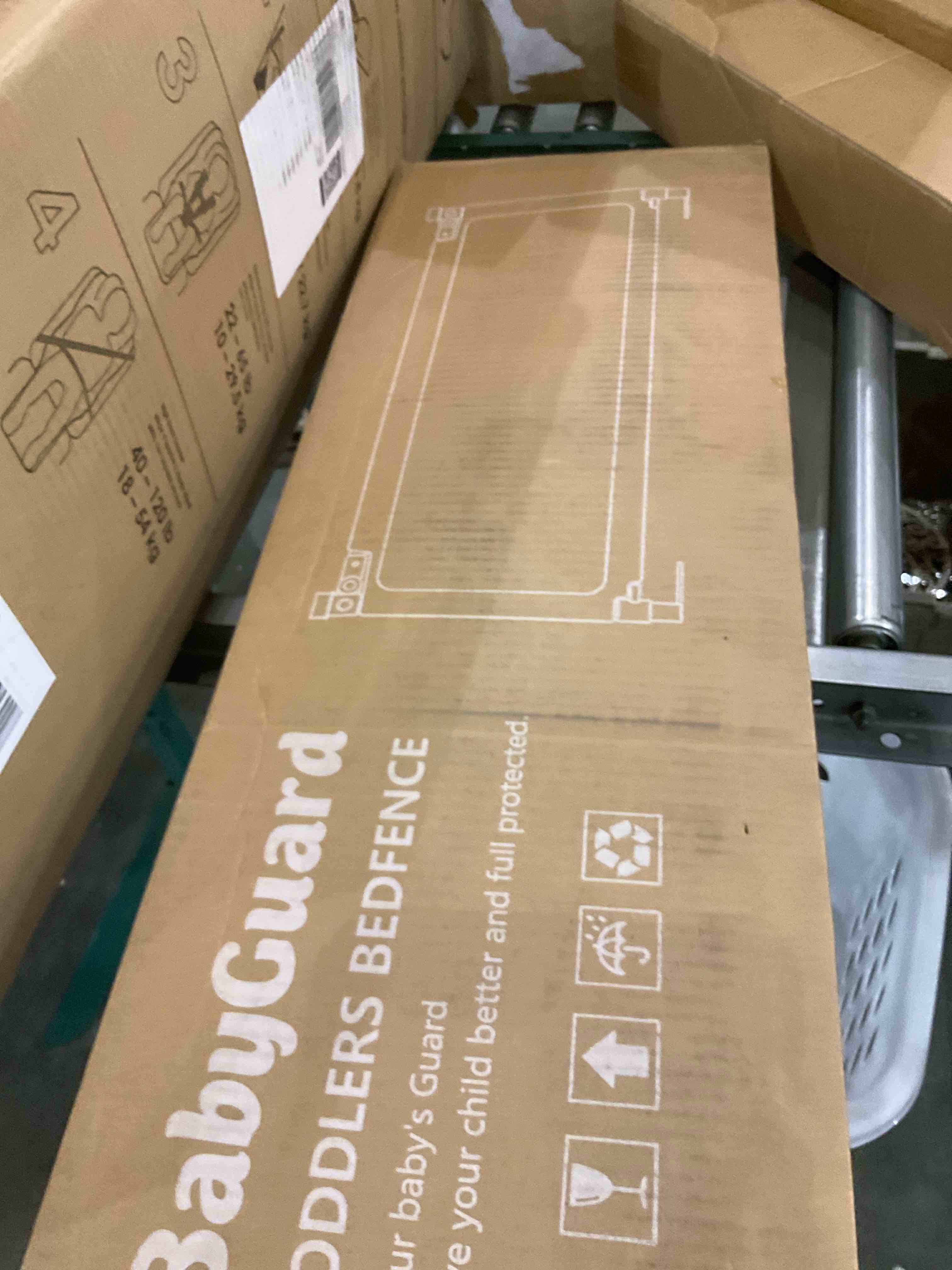 https://s3.amazonaws.com/lotting-images-prod/BargainHunt/EXS01291773_1712599899631.jpeg
