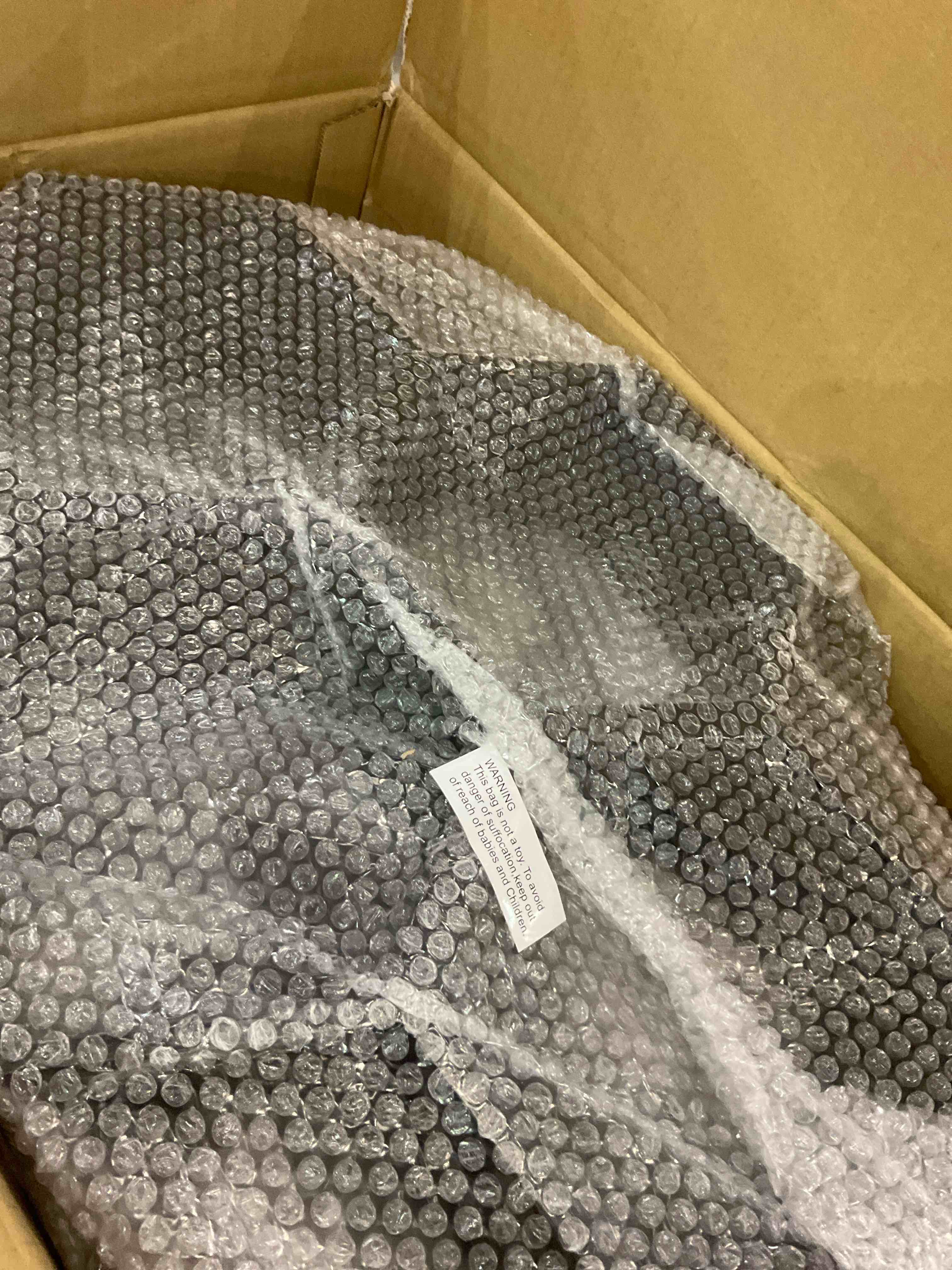 https://s3.amazonaws.com/lotting-images-prod/BargainHunt/EXS01291893_1712683595373.jpeg