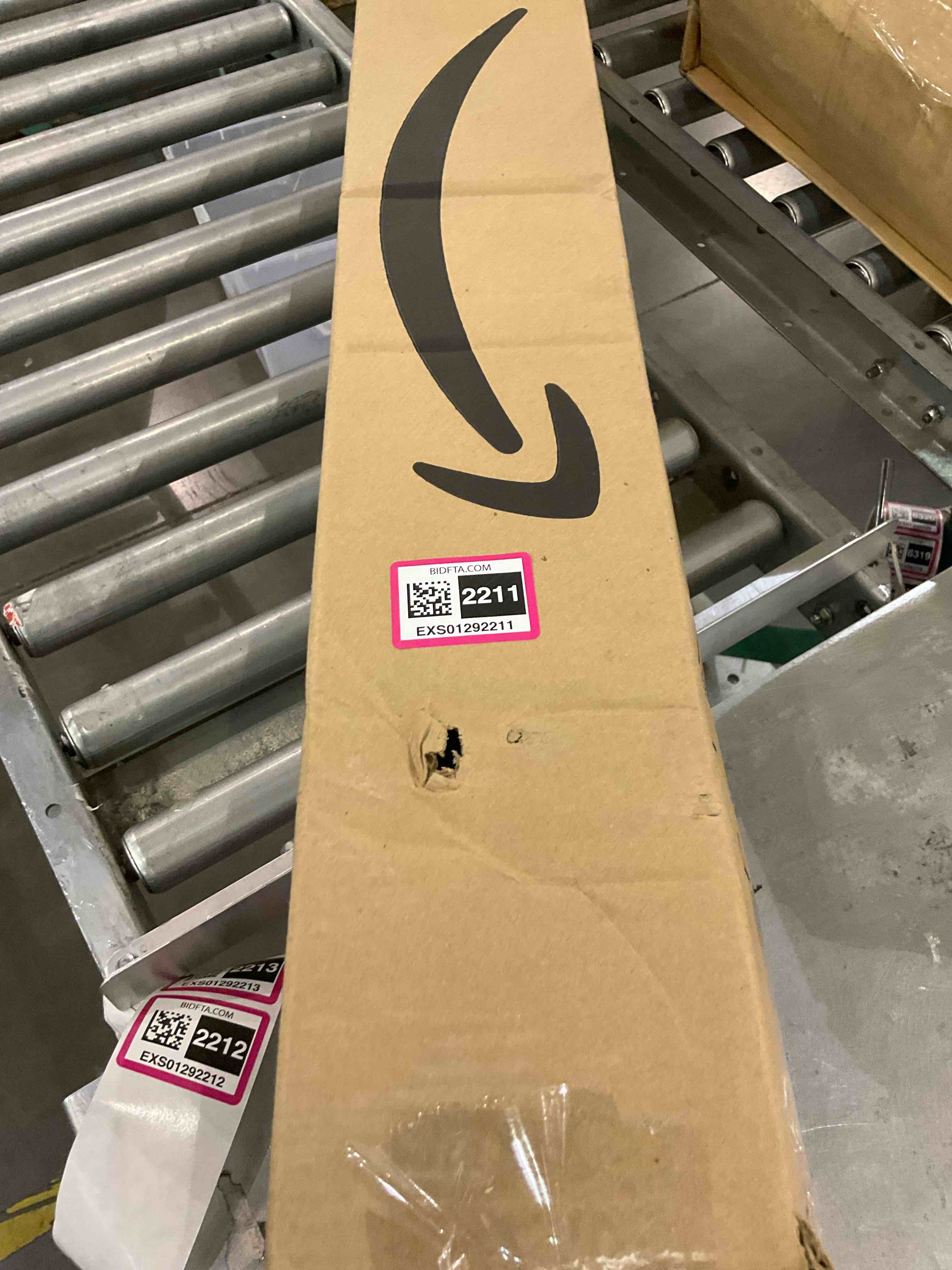 https://s3.amazonaws.com/lotting-images-prod/BargainHunt/EXS01292211_1713528051267.jpeg