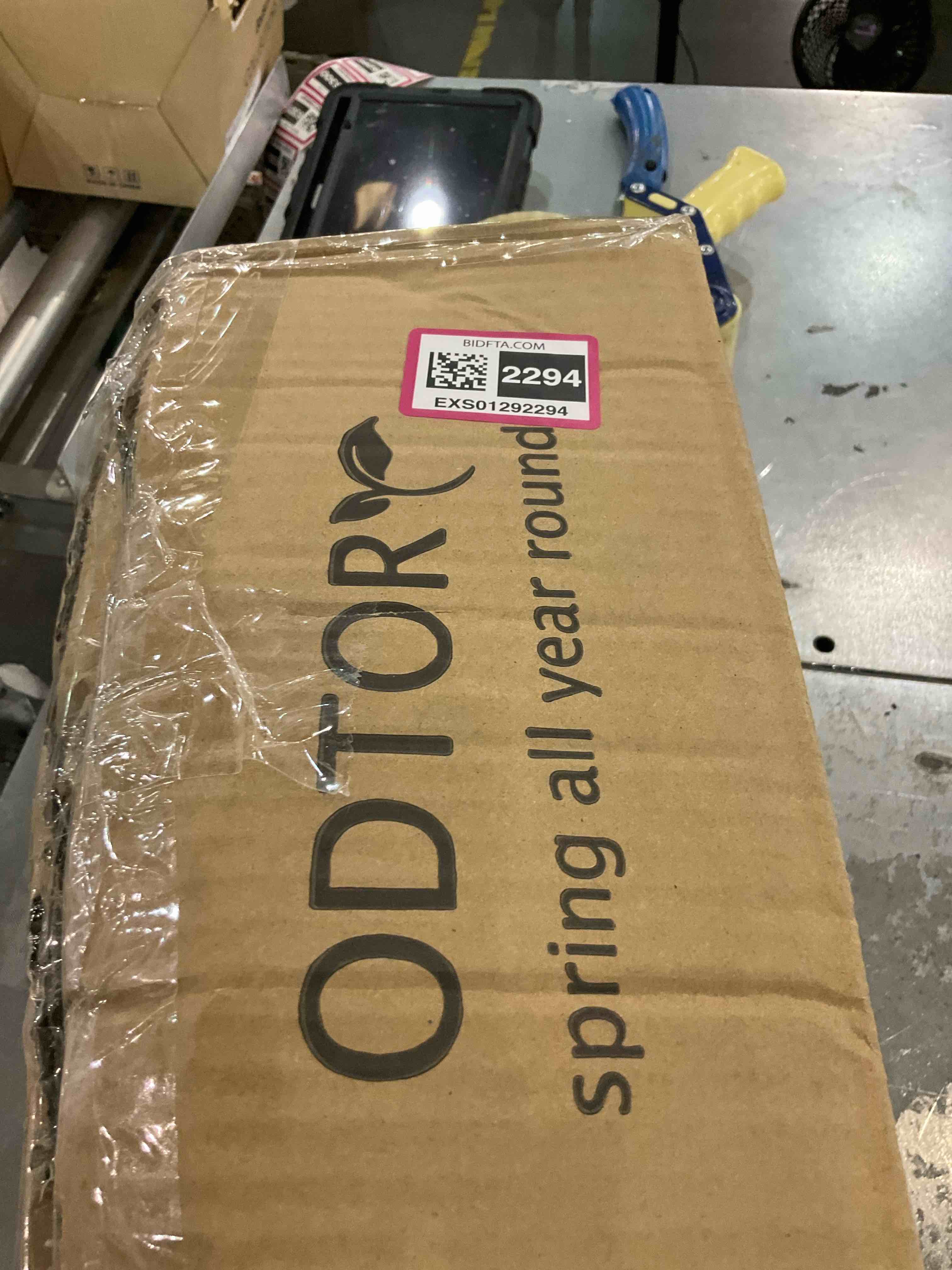 https://s3.amazonaws.com/lotting-images-prod/BargainHunt/EXS01292294_1713538317618.jpeg