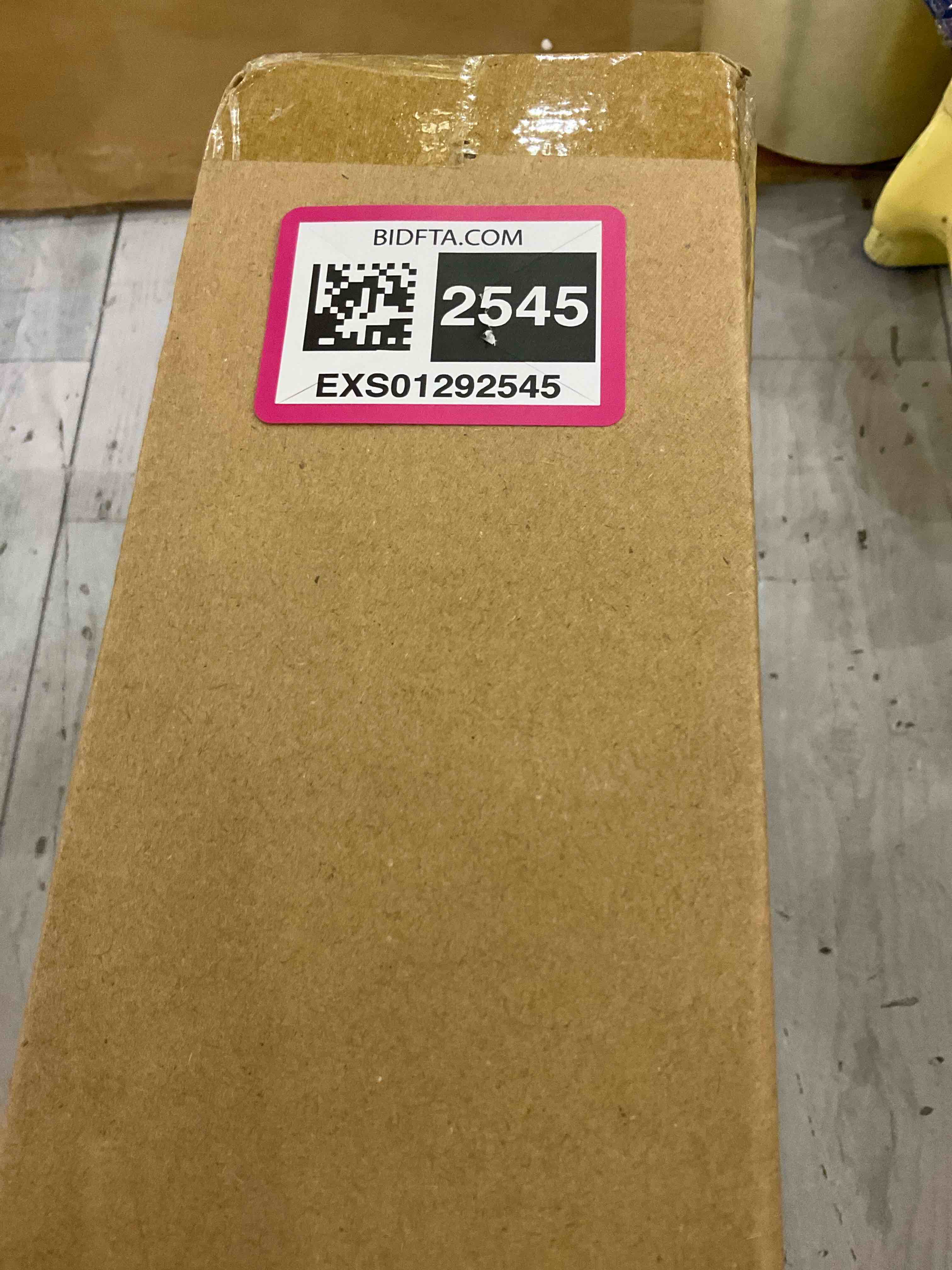 https://s3.amazonaws.com/lotting-images-prod/BargainHunt/EXS01292545_1712326833088.jpeg