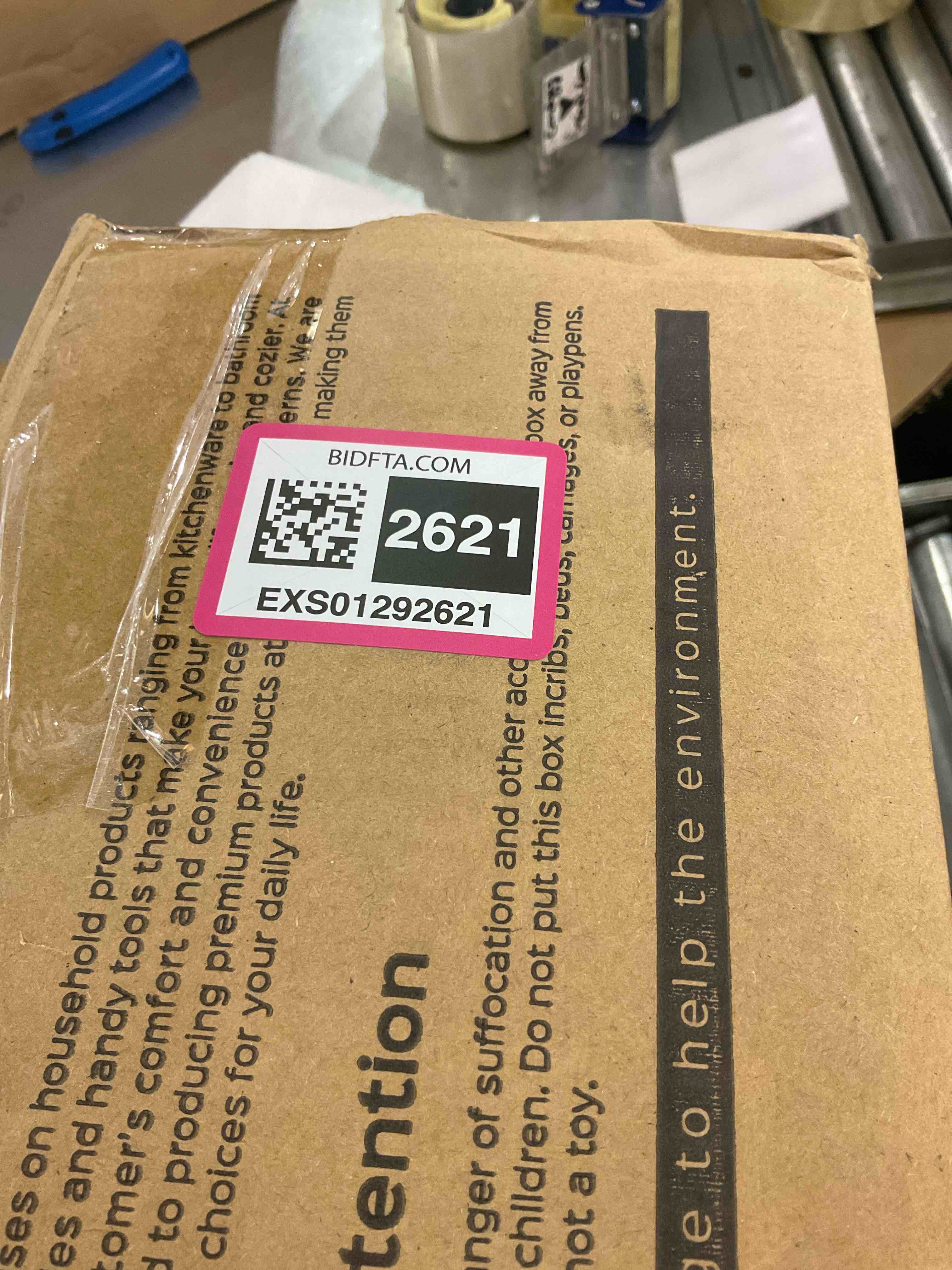 https://s3.amazonaws.com/lotting-images-prod/BargainHunt/EXS01292621_1712342778920.jpeg
