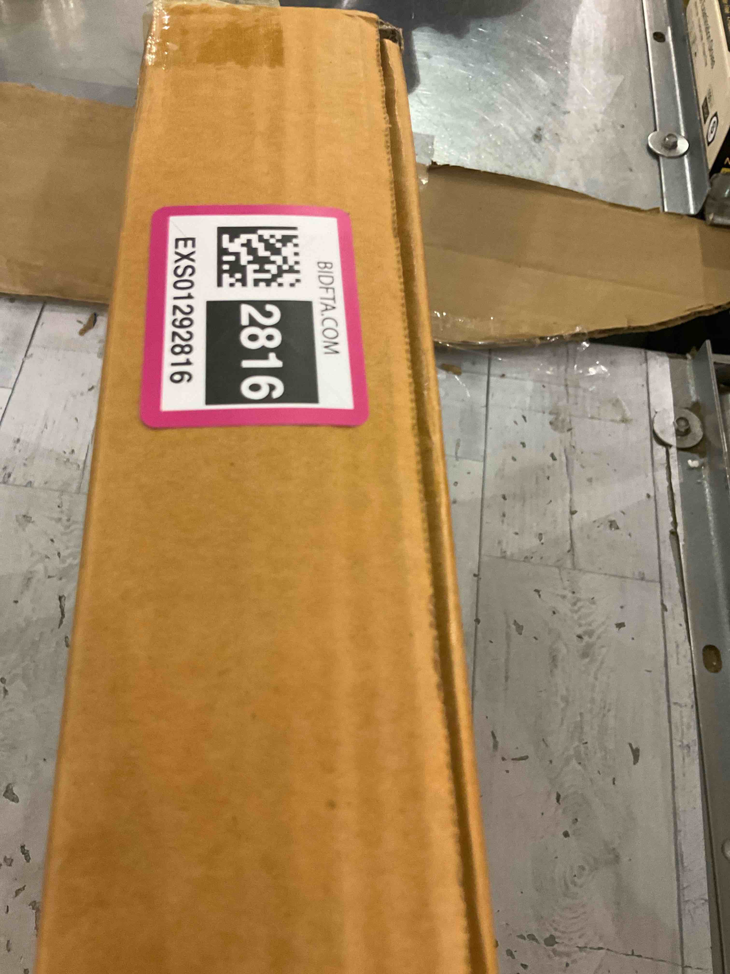 https://s3.amazonaws.com/lotting-images-prod/BargainHunt/EXS01292816_1712666616006.jpeg