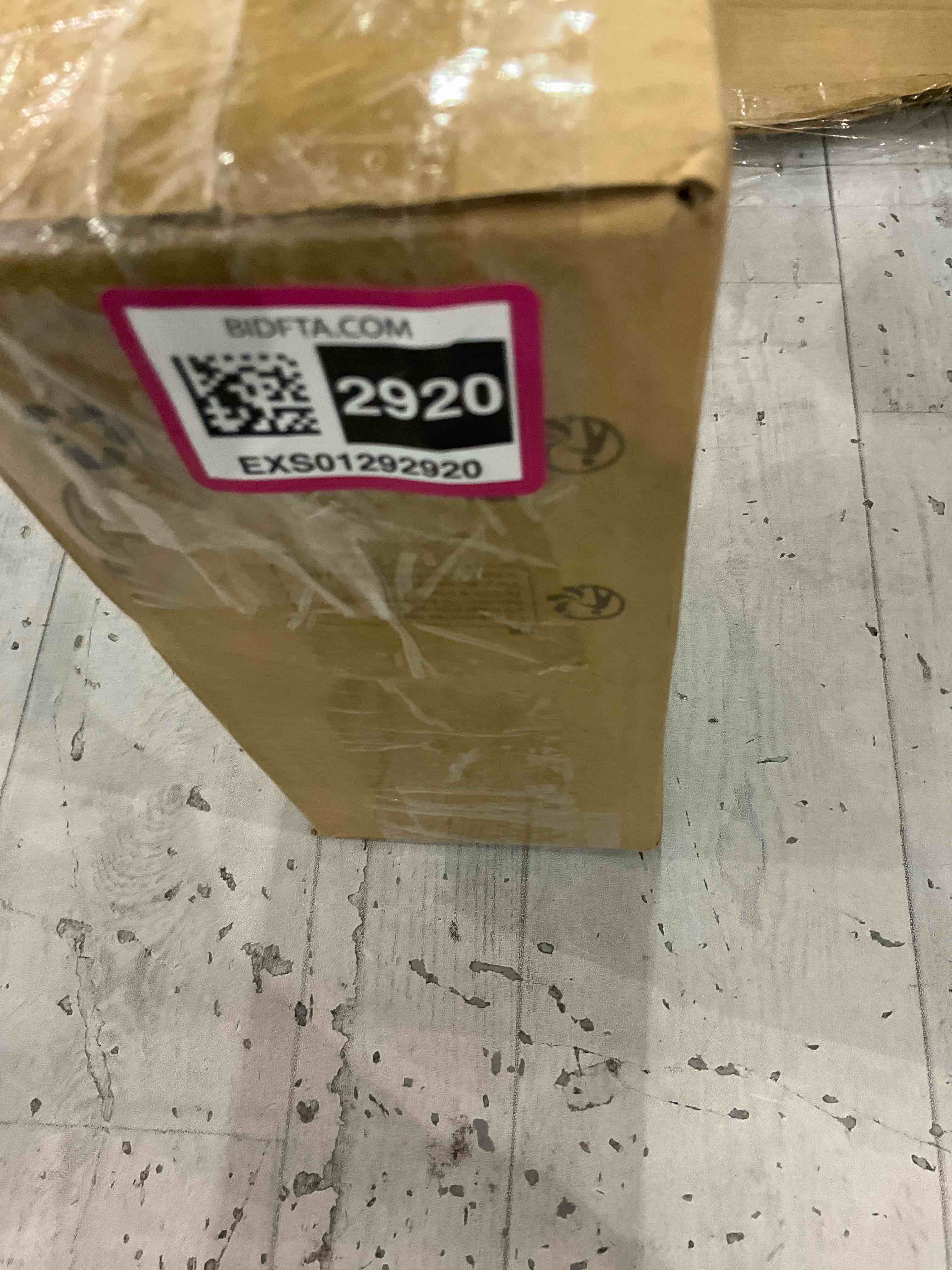 https://s3.amazonaws.com/lotting-images-prod/BargainHunt/EXS01292920_1712749087356.jpeg