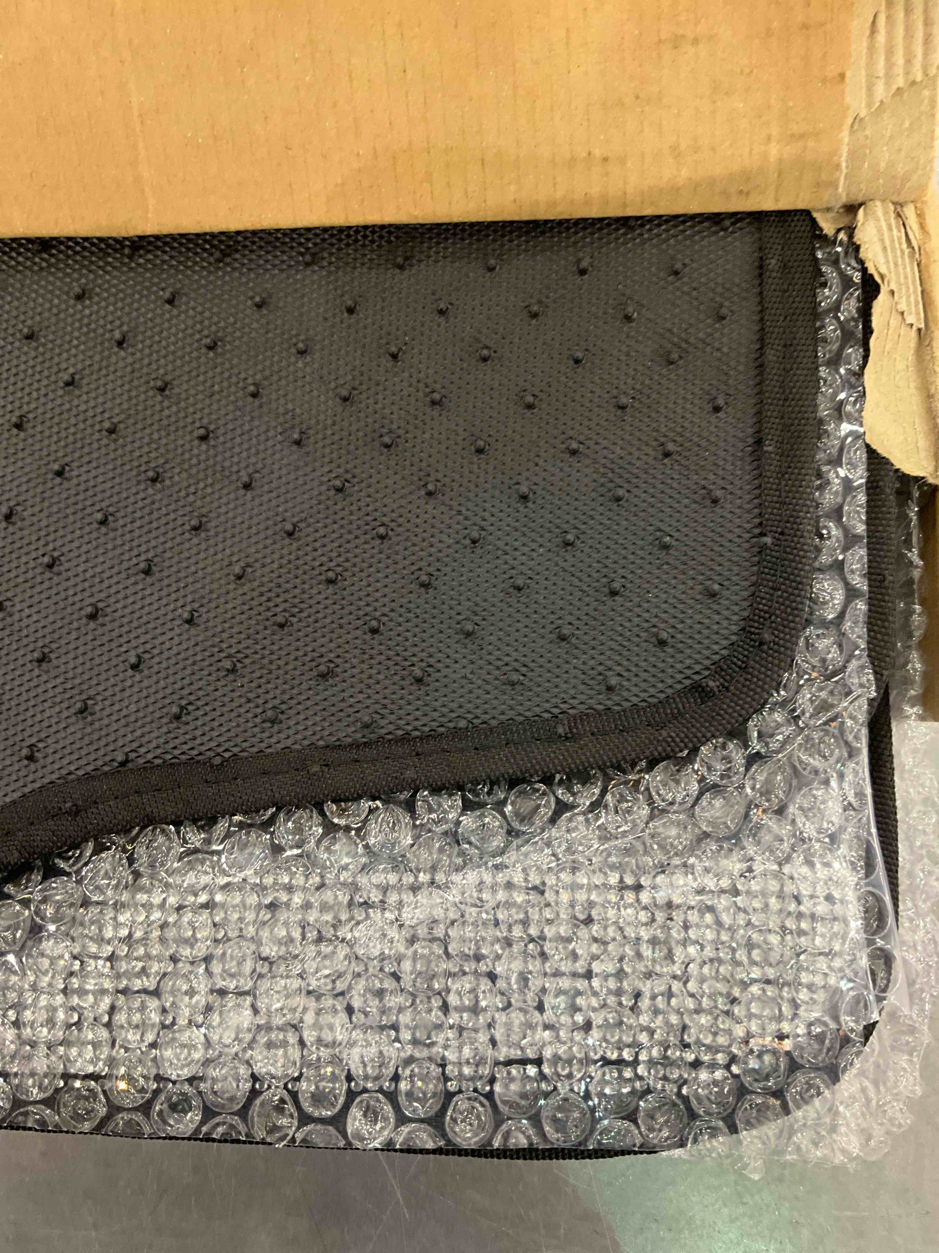 https://s3.amazonaws.com/lotting-images-prod/BargainHunt/EXS01293644_1712857249816.jpeg