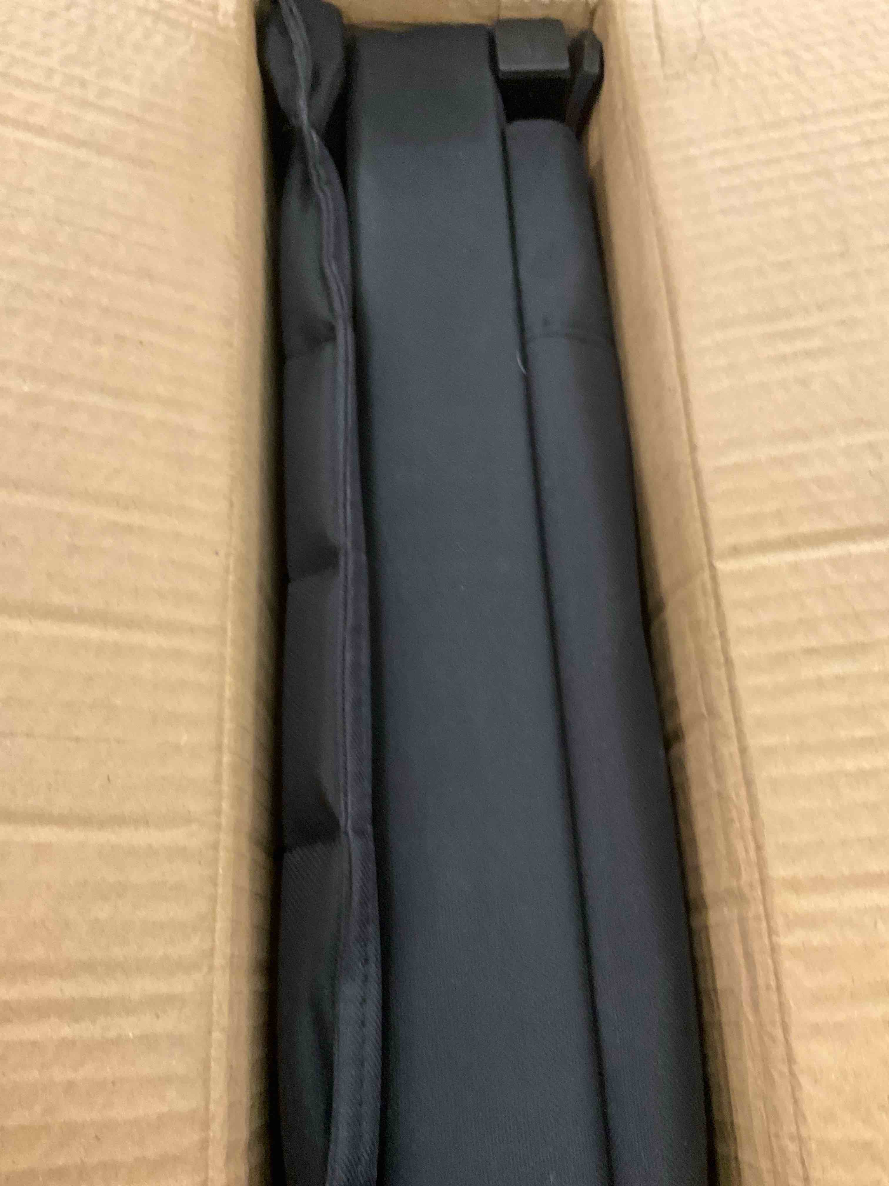 https://s3.amazonaws.com/lotting-images-prod/BargainHunt/EXS01293908_1713200419021.jpeg