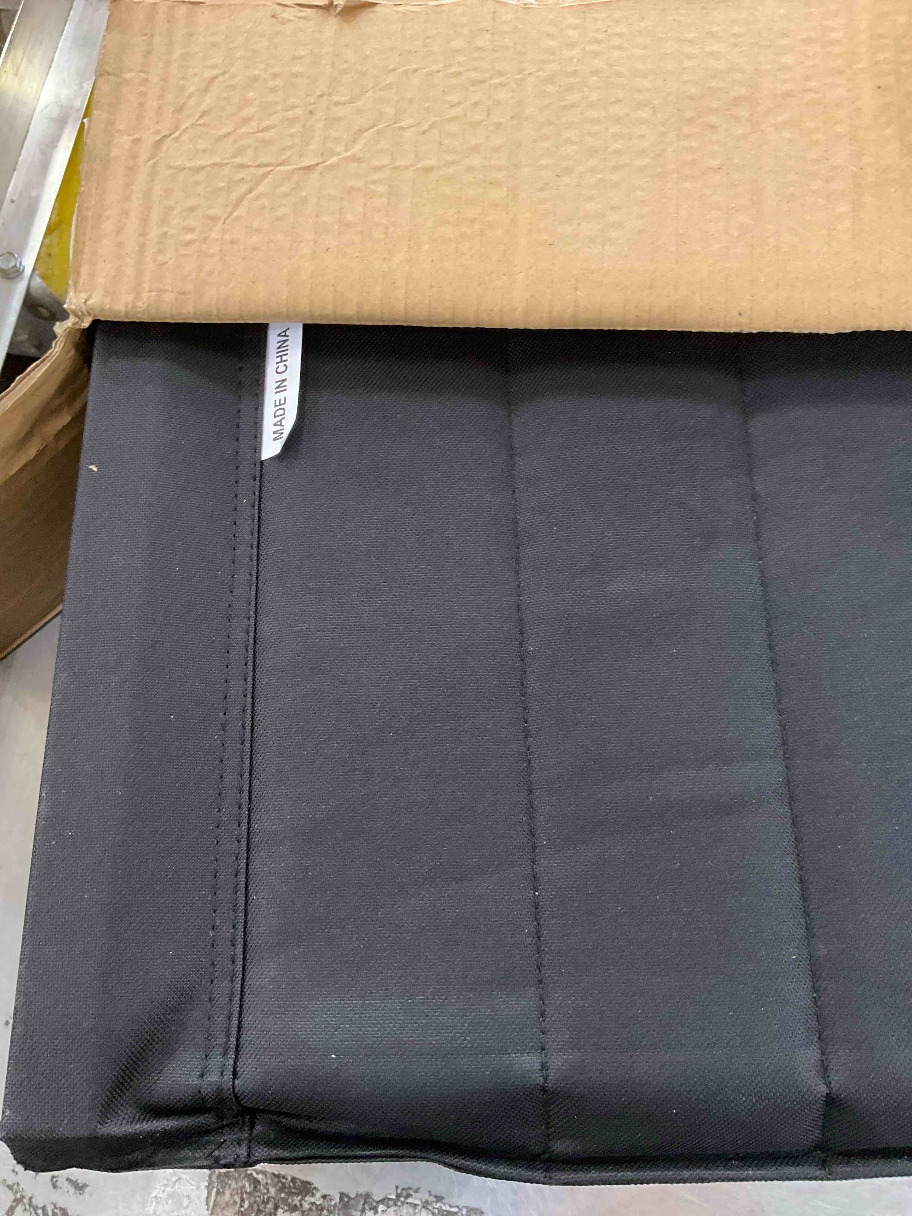 https://s3.amazonaws.com/lotting-images-prod/BargainHunt/EXS01293908_1713200439266.jpeg
