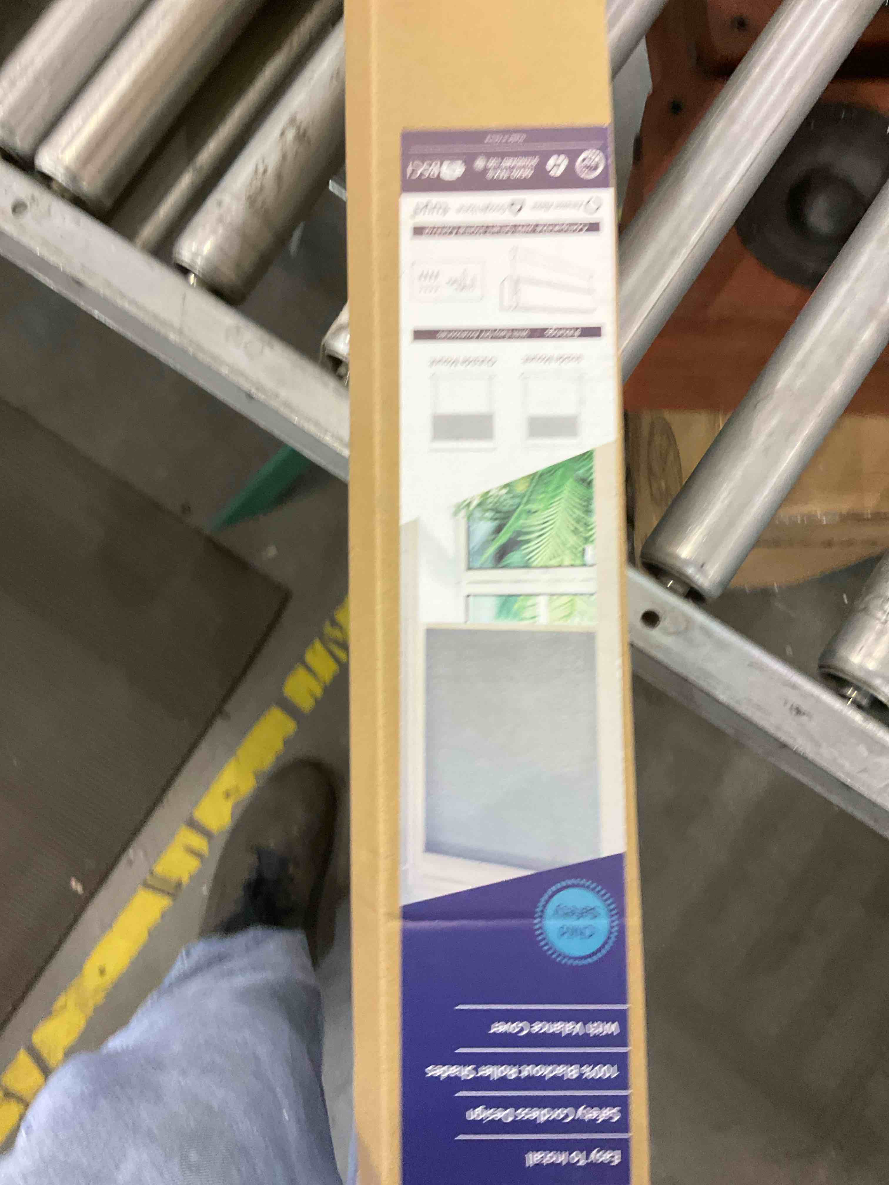 https://s3.amazonaws.com/lotting-images-prod/BargainHunt/EXS01294030_1712242438241.jpeg