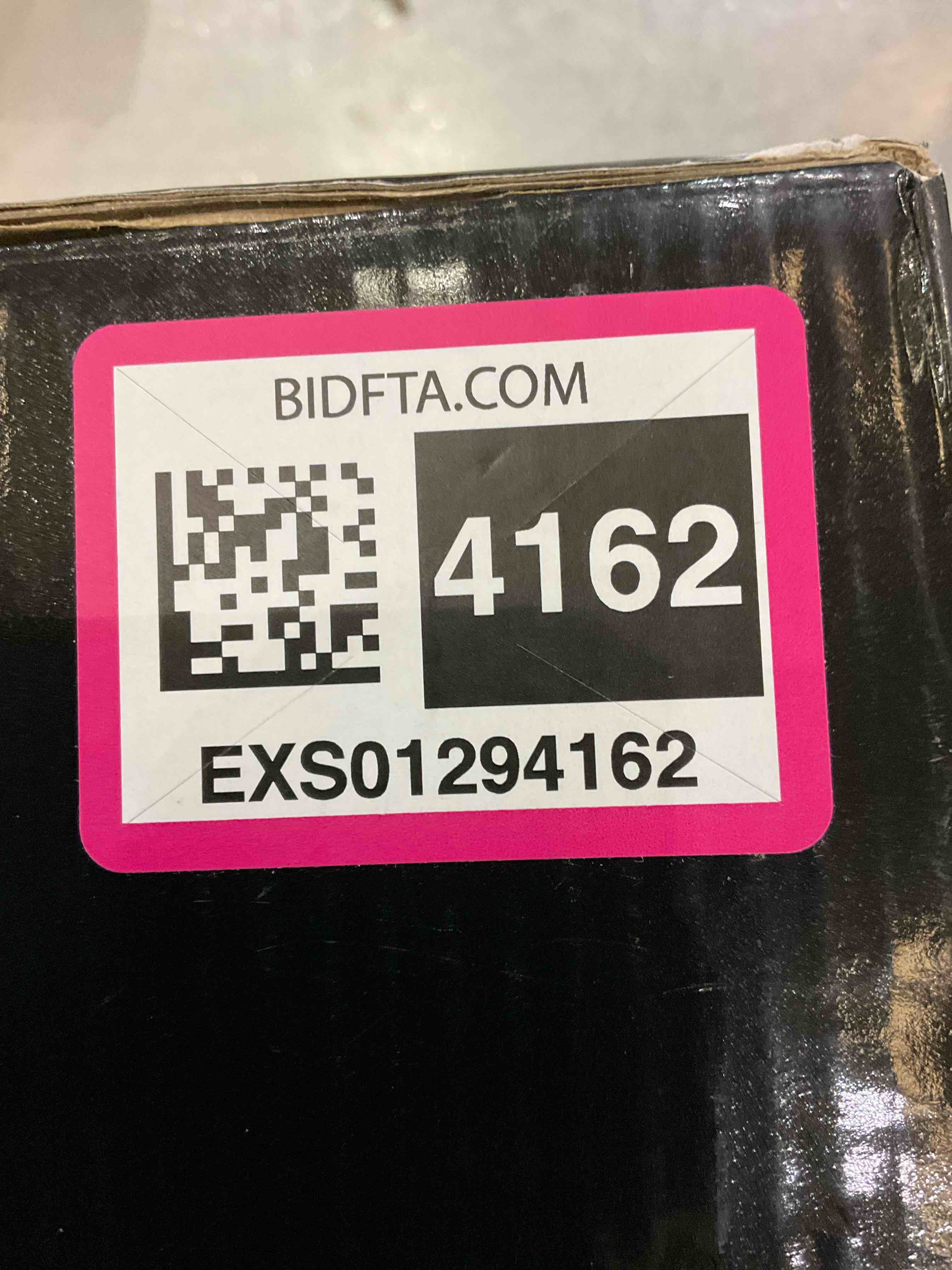 https://s3.amazonaws.com/lotting-images-prod/BargainHunt/EXS01294162_1712682715162.jpeg