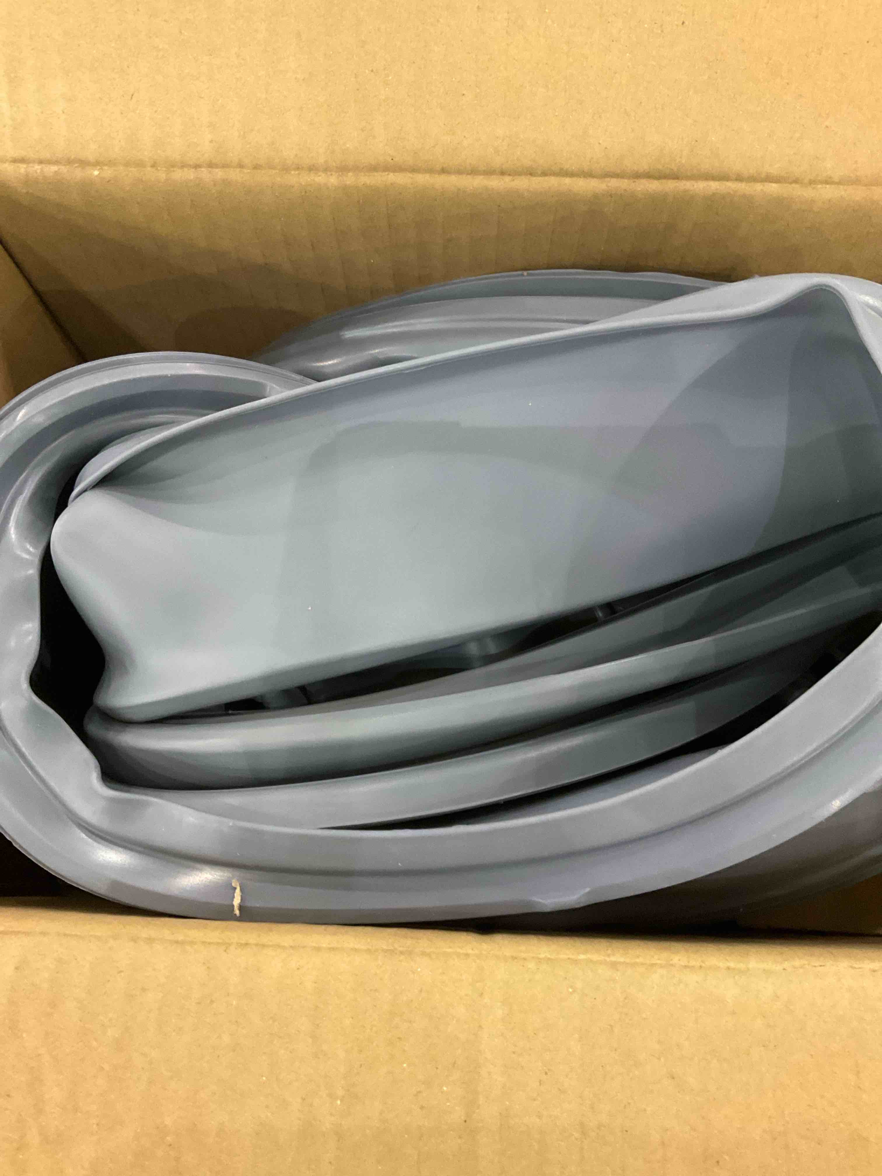 https://s3.amazonaws.com/lotting-images-prod/BargainHunt/EXS01294178_1712684175841.jpeg