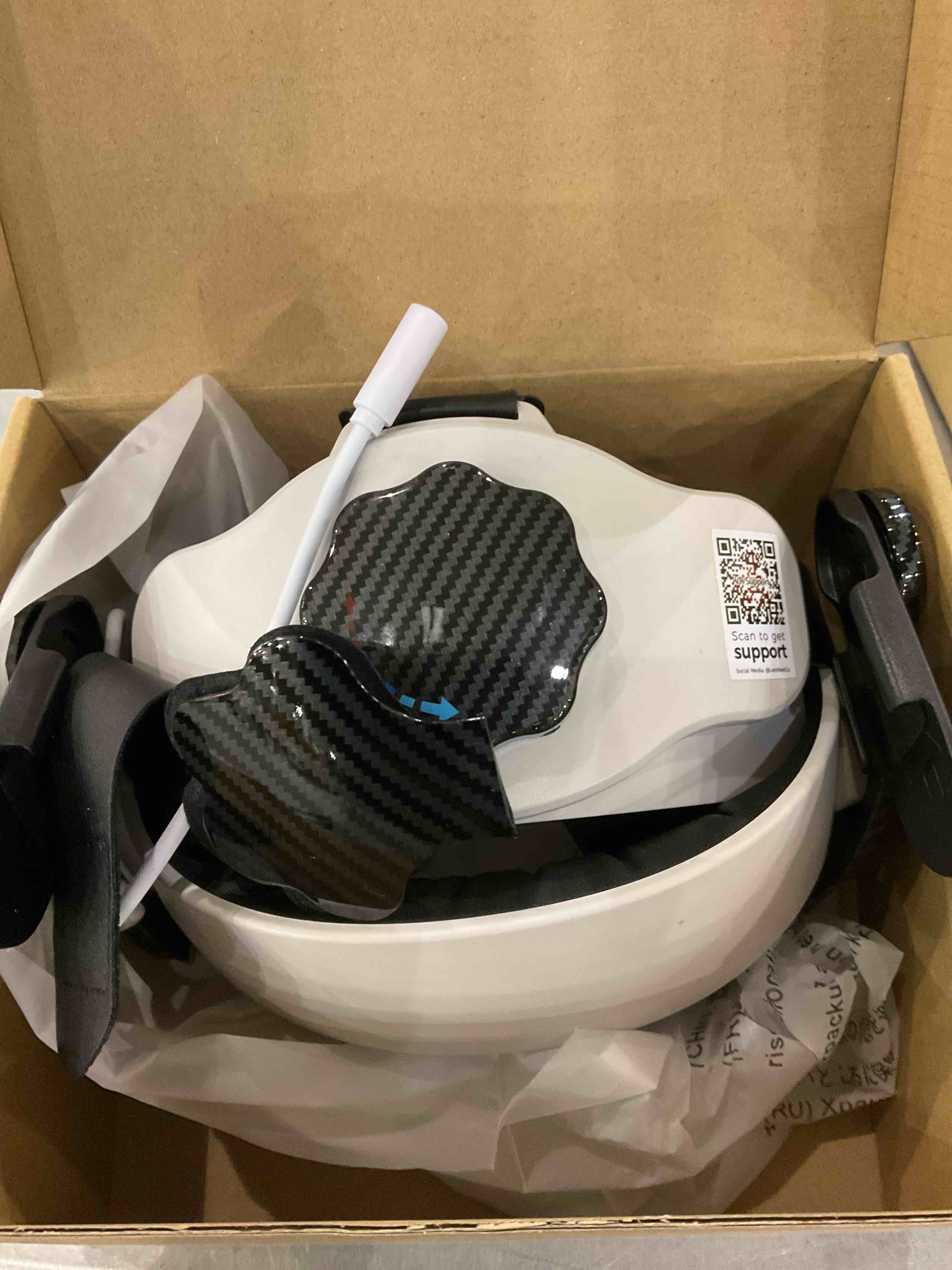https://s3.amazonaws.com/lotting-images-prod/BargainHunt/EXS01294239_1712751094127.jpeg