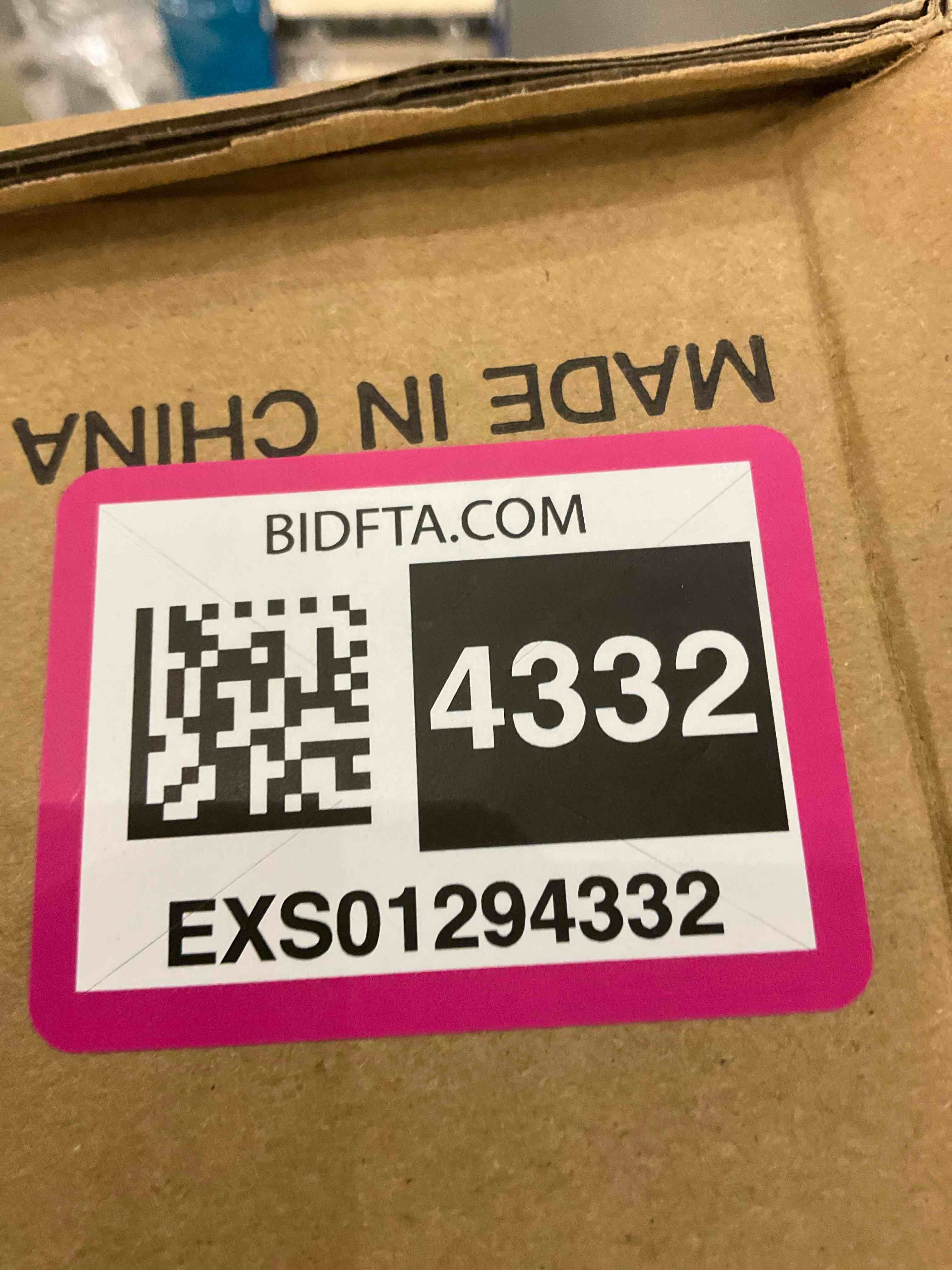 https://s3.amazonaws.com/lotting-images-prod/BargainHunt/EXS01294332_1712770663318.jpeg